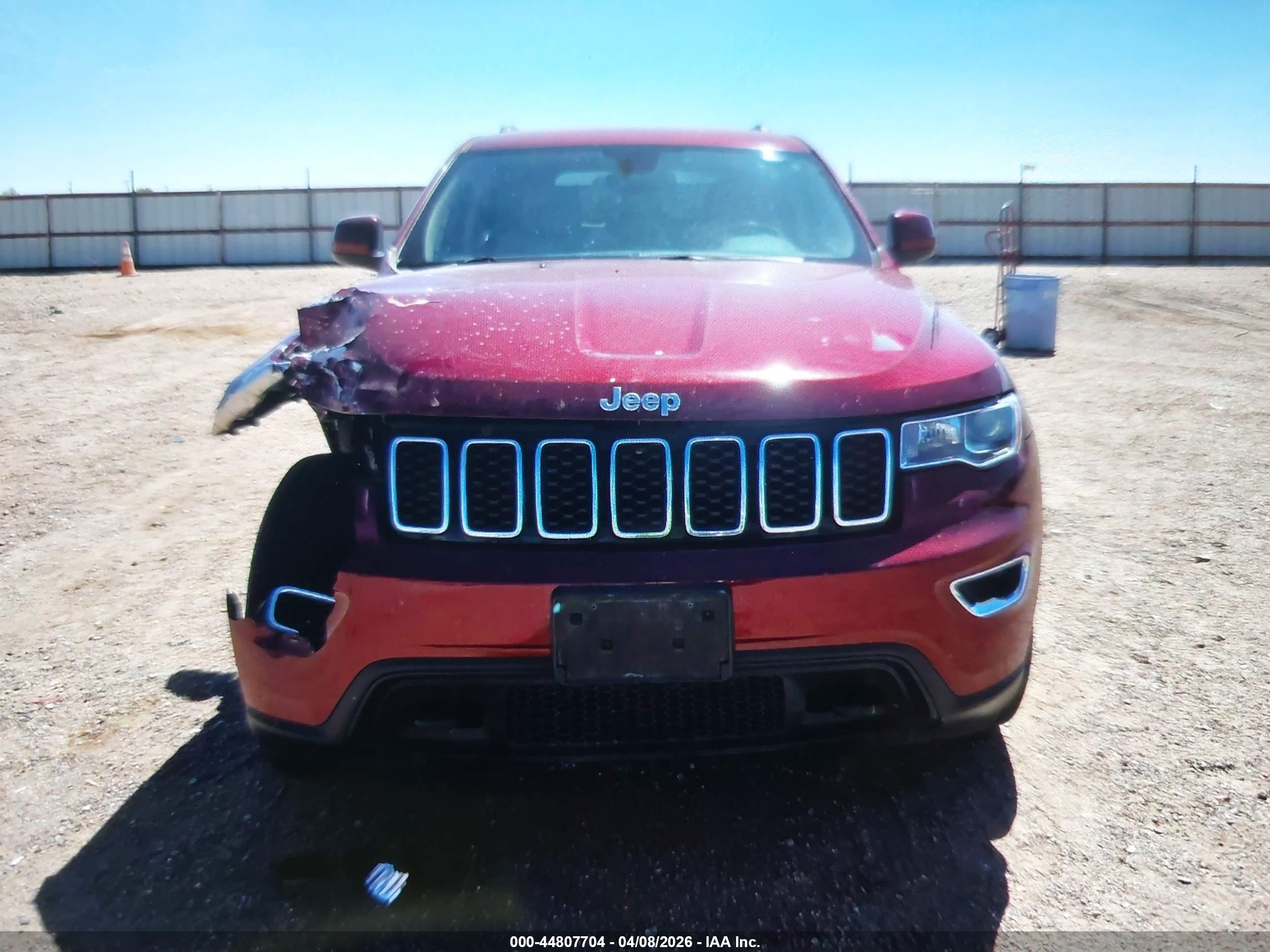 2019 Jeep Grand Cherokee Laredo E 4x4 Red vin: 1C4RJFAGXKC838072