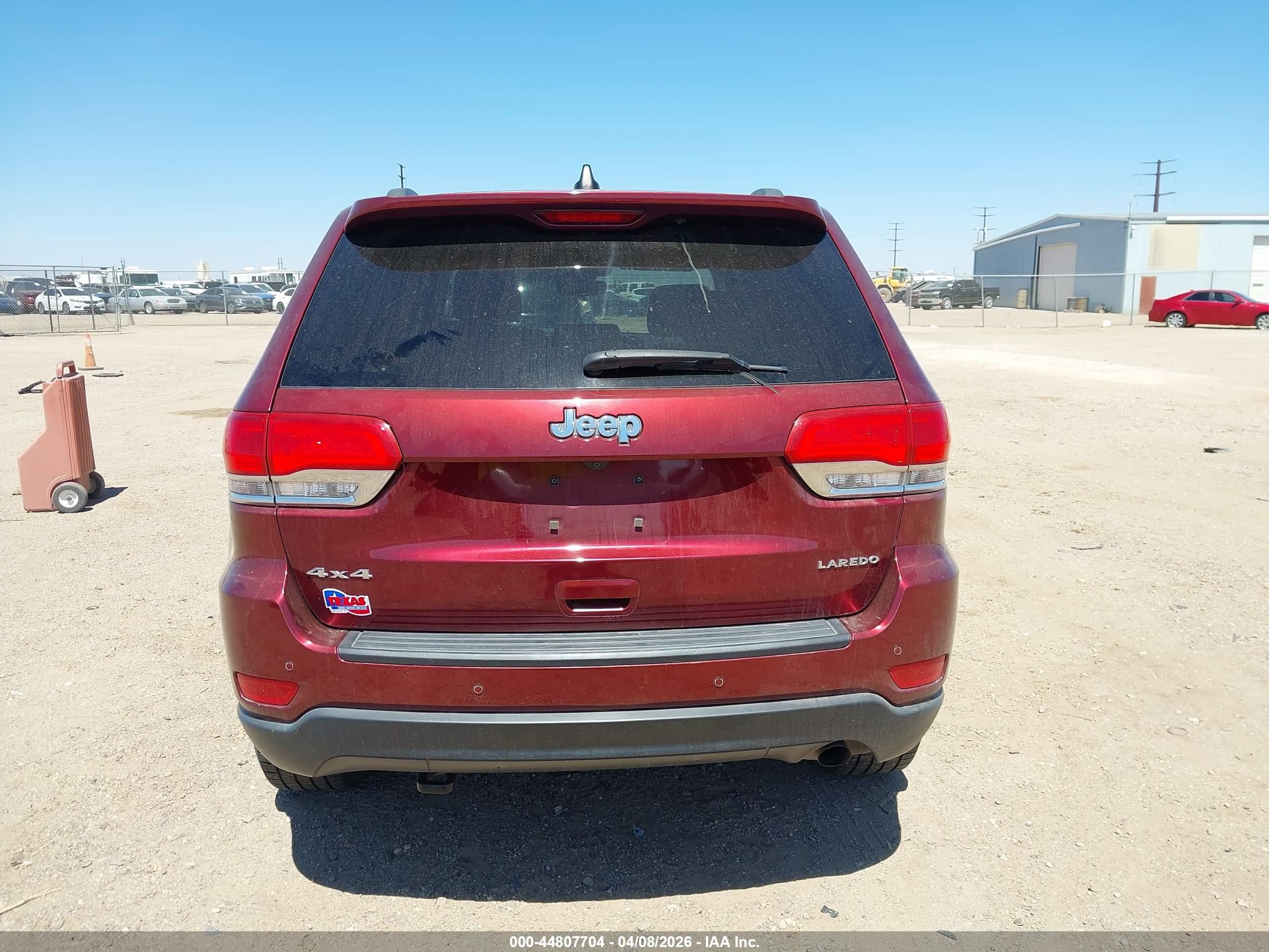 2019 Jeep Grand Cherokee Laredo E 4x4 Red vin: 1C4RJFAGXKC838072