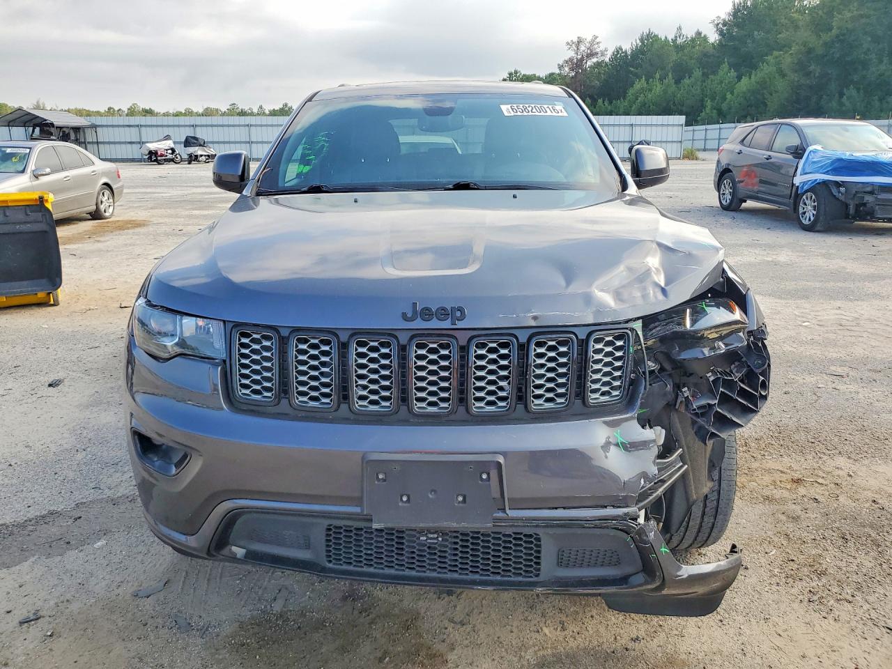 2020 Jeep Grand Cherokee Laredo Серый vin: 1C4RJFAGXLC255602