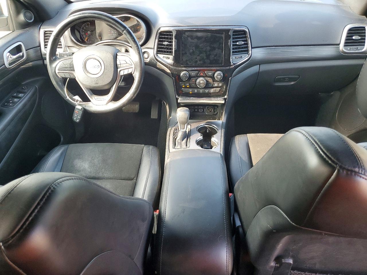 2020 Jeep Grand Cherokee Laredo Серый vin: 1C4RJFAGXLC255602