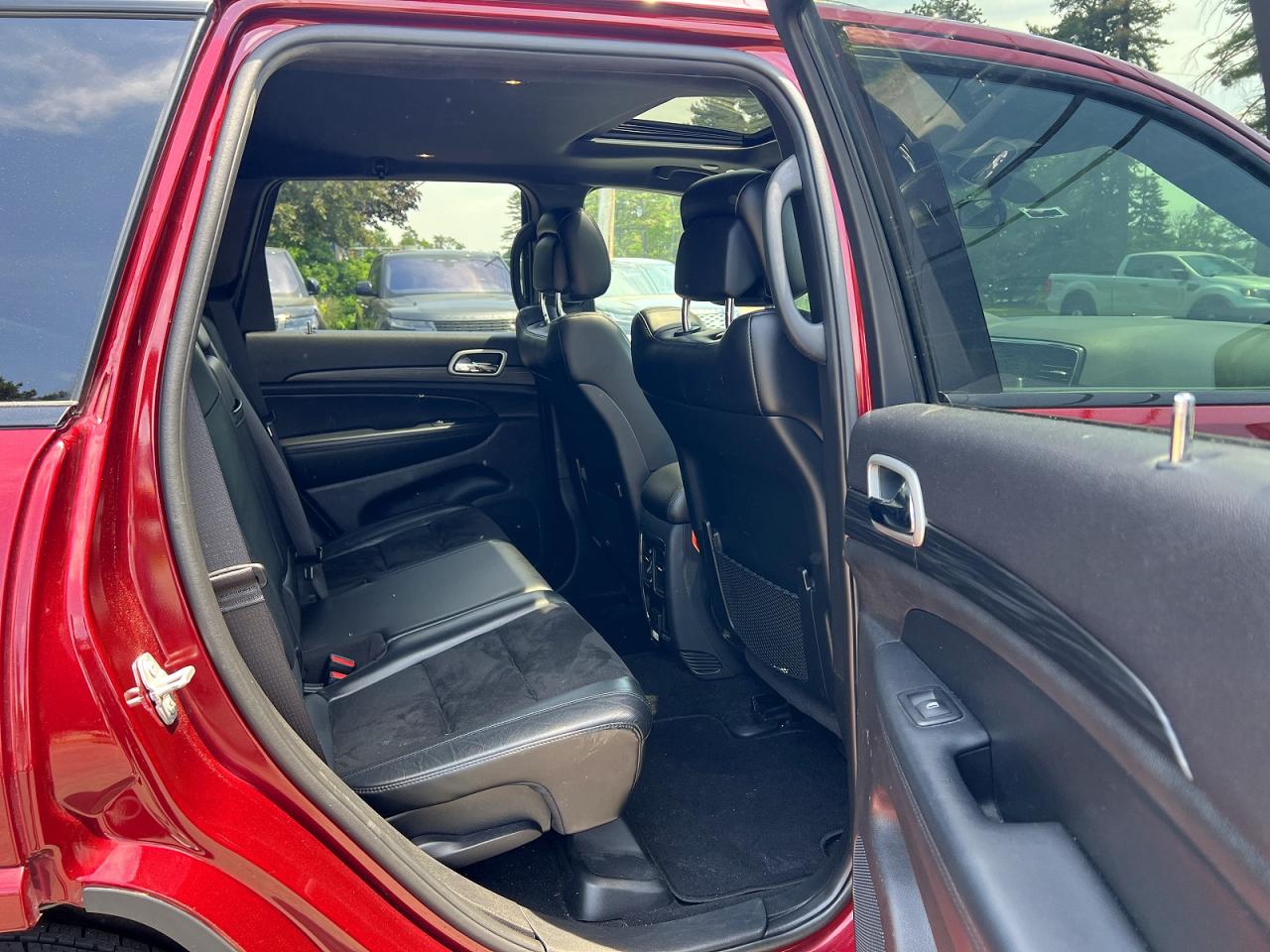 2021 Jeep Grand Cherokee Laredo Бордовый vin: 1C4RJFAGXMC581014