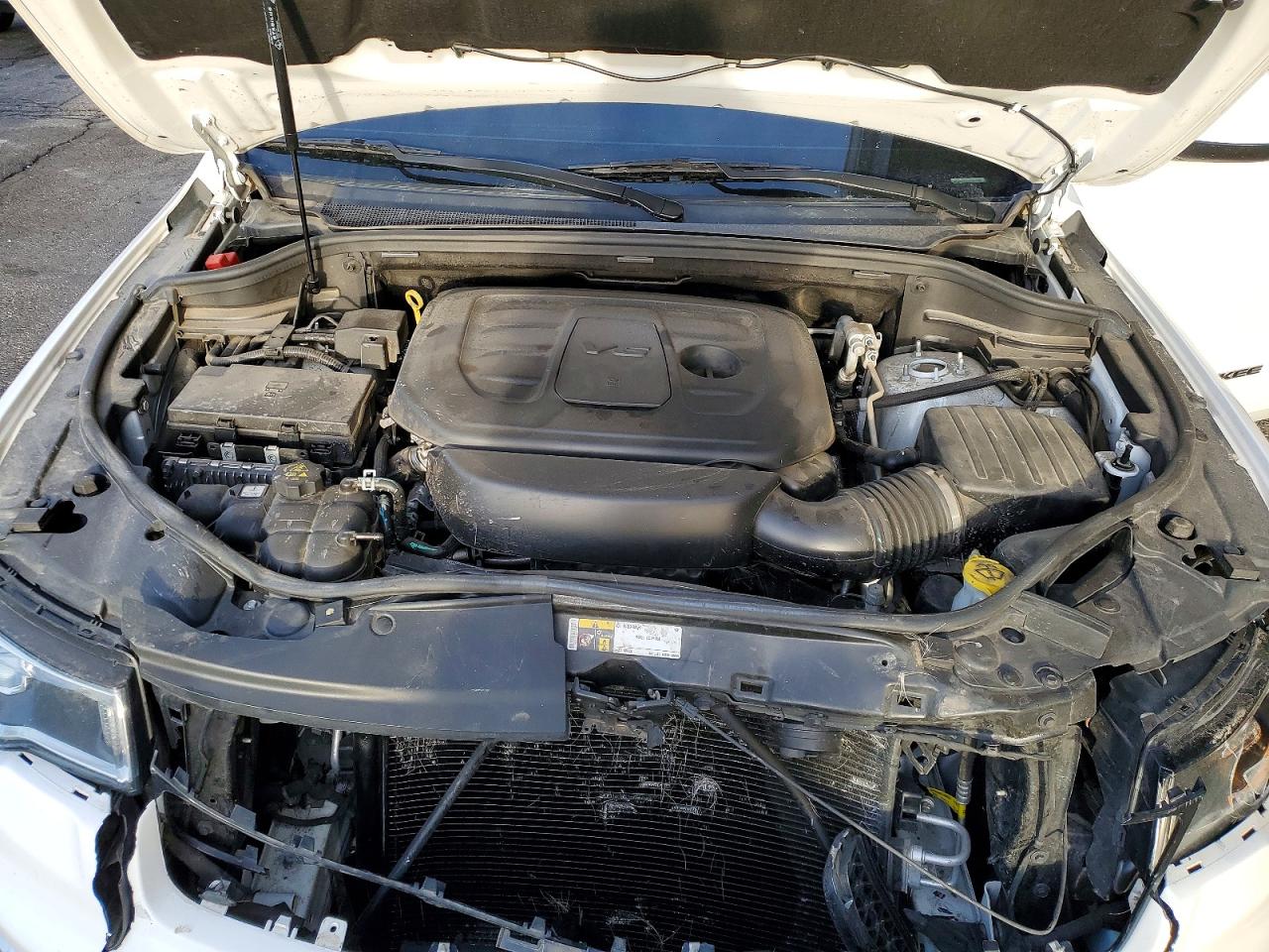2021 Jeep Grand Cherokee Laredo White vin: 1C4RJFAGXMC591025