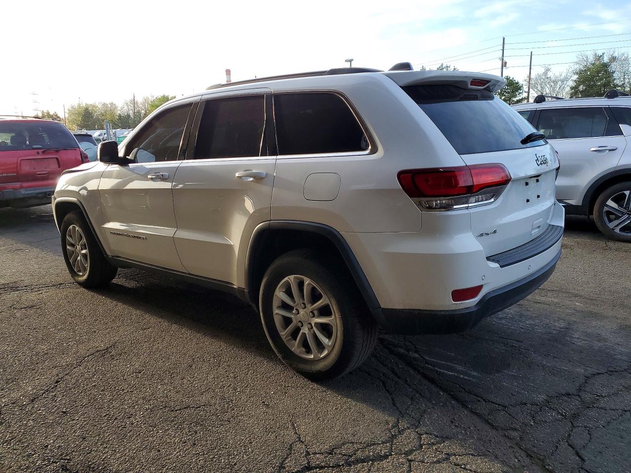 2021 Jeep Grand Cherokee Laredo White vin: 1C4RJFAGXMC591025