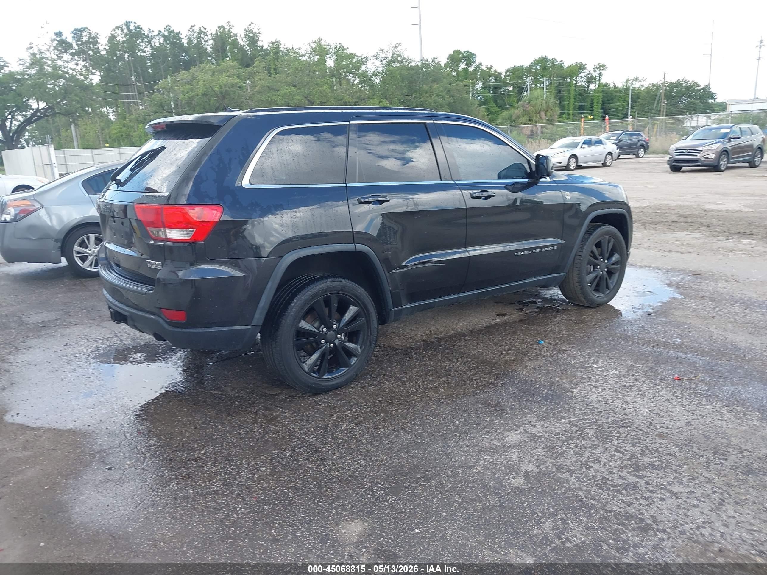 2012 Jeep Grand Cherokee Laredo Black vin: 1C4RJFAT0CC314718