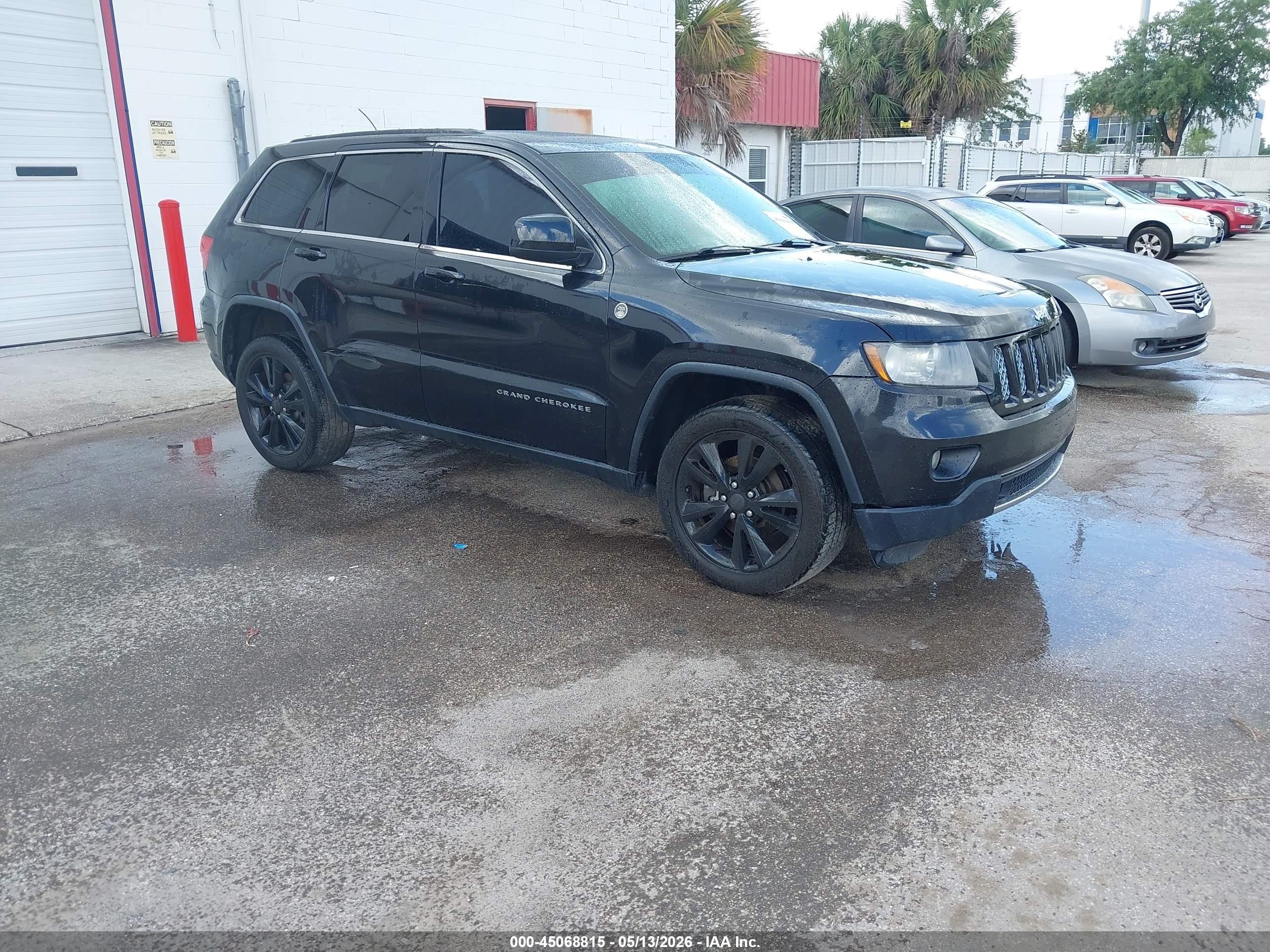 2012 Jeep Grand Cherokee Laredo Black vin: 1C4RJFAT0CC314718