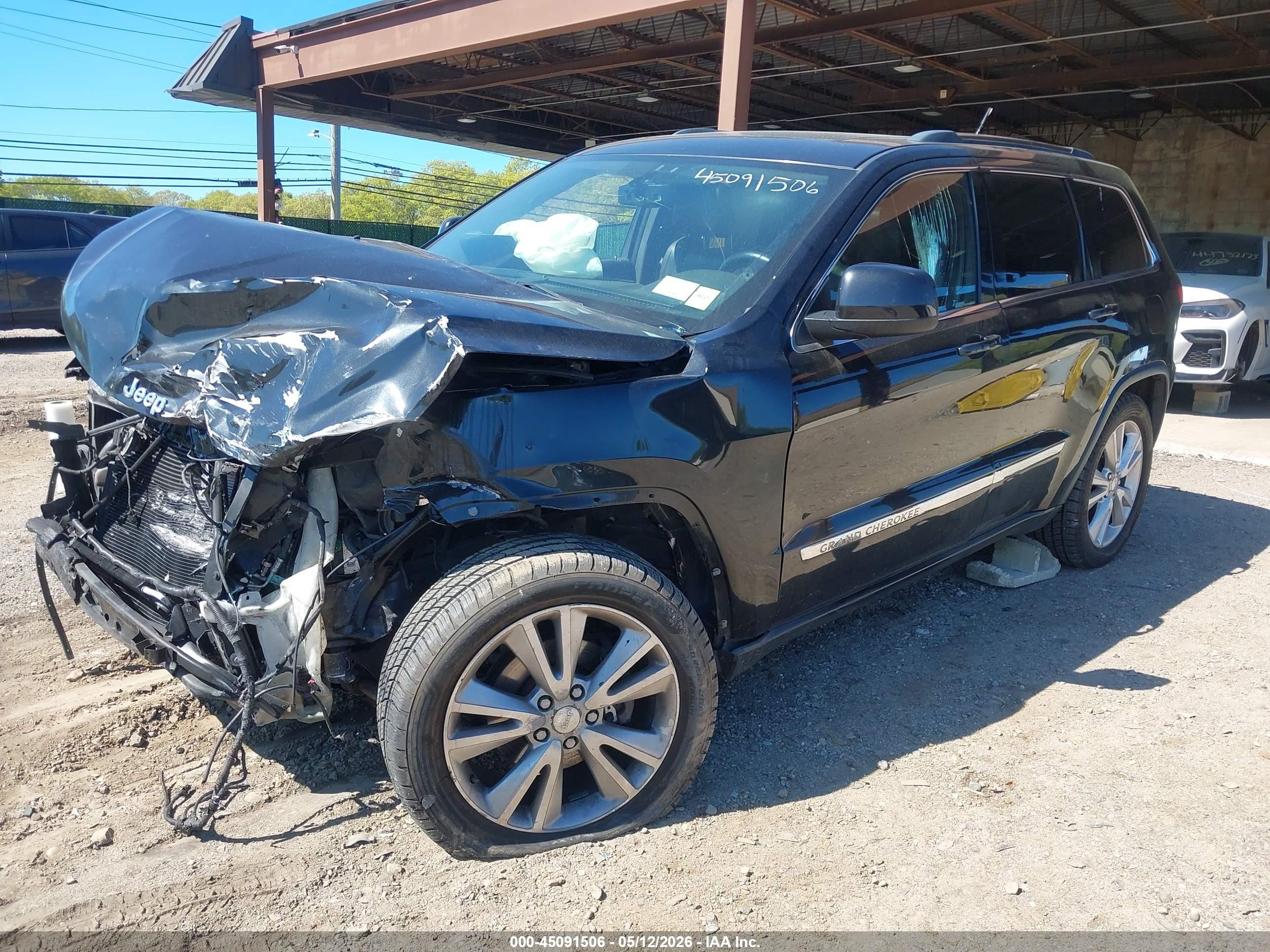 2013 Jeep Grand Cherokee Laredo Black vin: 1C4RJFAT0DC503788