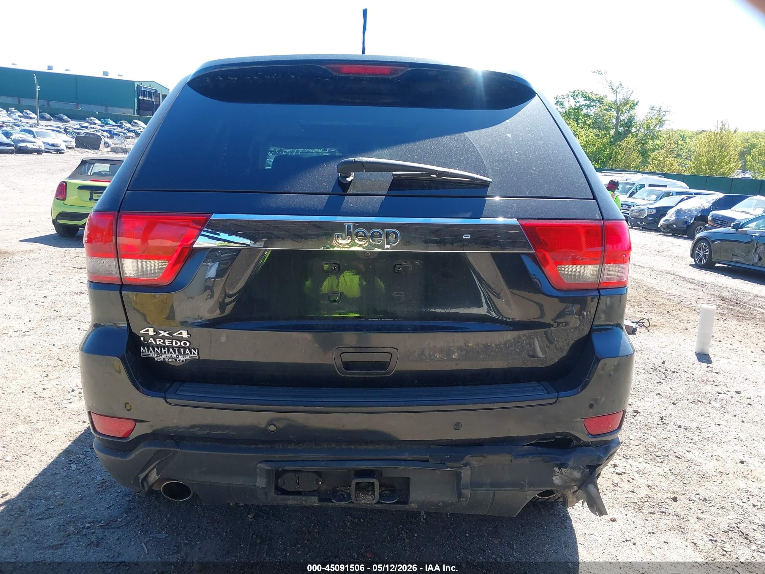 2013 Jeep Grand Cherokee Laredo Black vin: 1C4RJFAT0DC503788