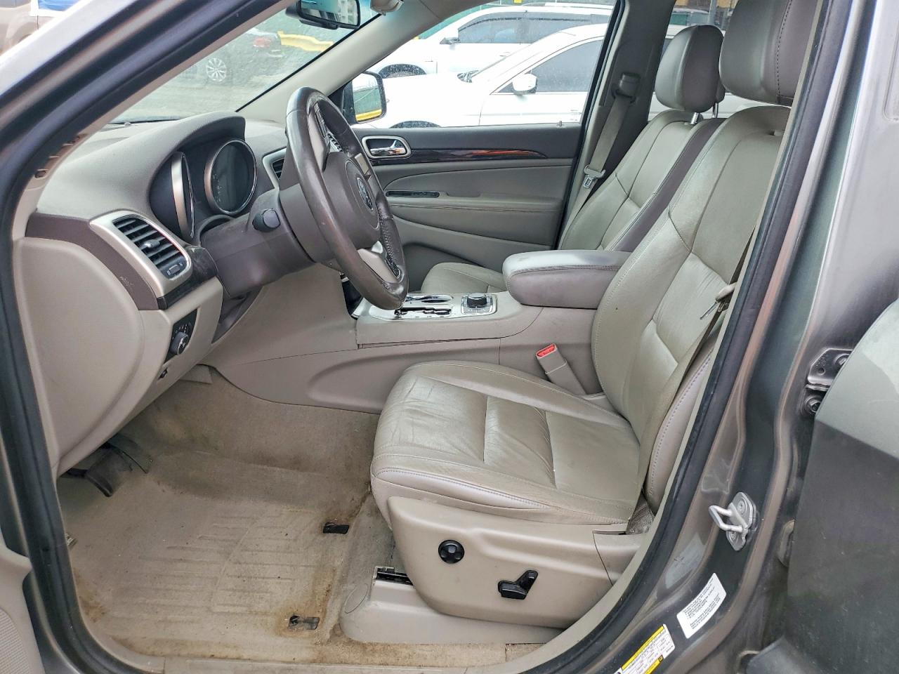 2013 Jeep Grand Cherokee Laredo Gray vin: 1C4RJFAT0DC545796
