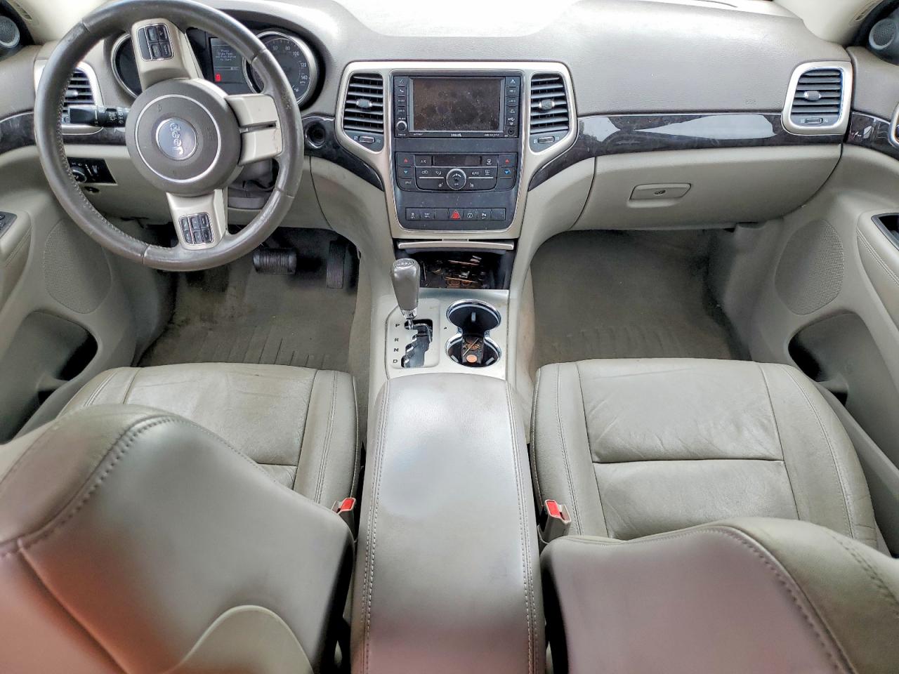 2013 Jeep Grand Cherokee Laredo Gray vin: 1C4RJFAT0DC545796