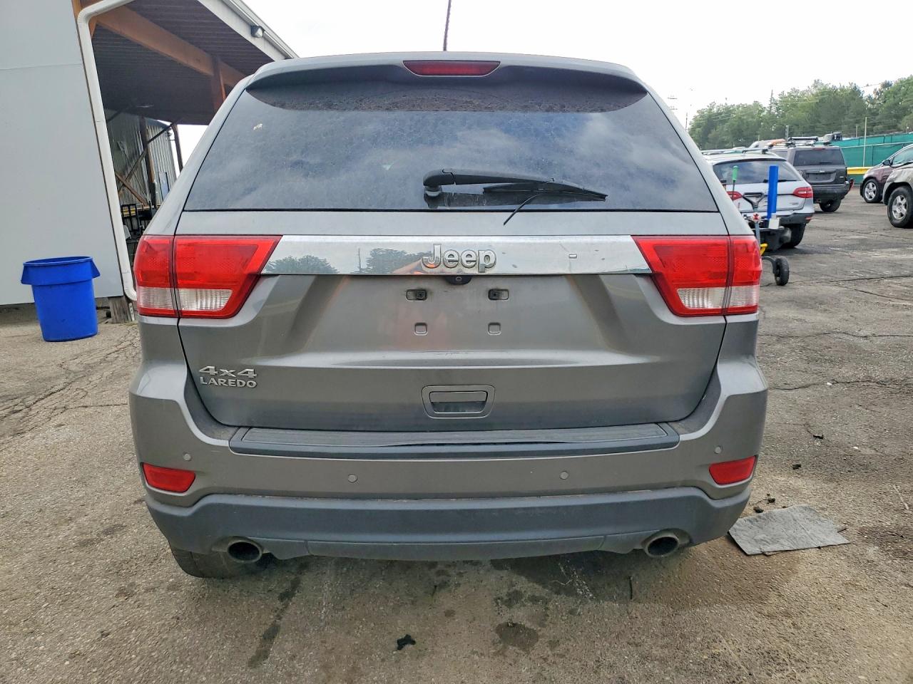 2013 Jeep Grand Cherokee Laredo Gray vin: 1C4RJFAT0DC545796
