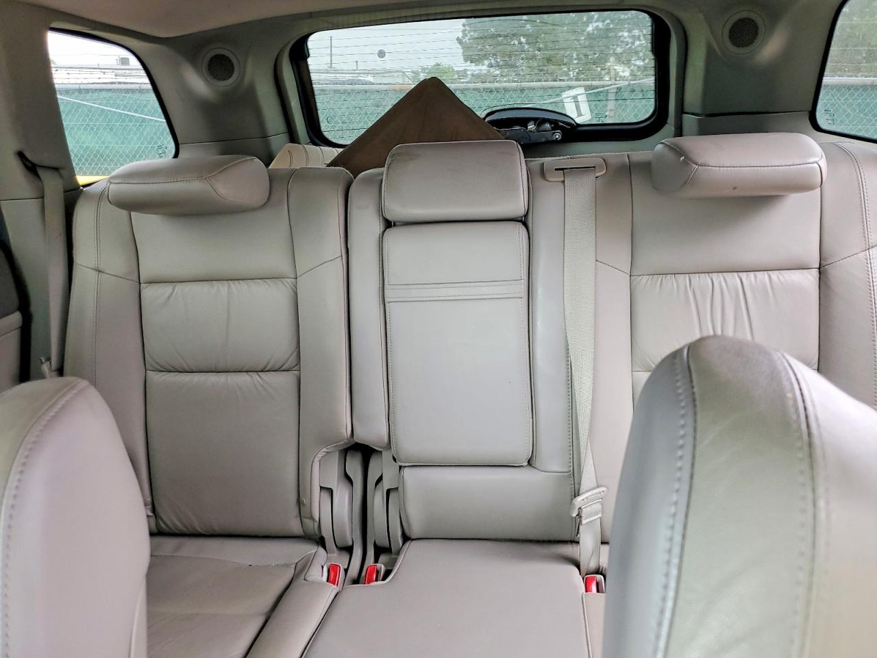 2013 Jeep Grand Cherokee Laredo Gray vin: 1C4RJFAT0DC545796