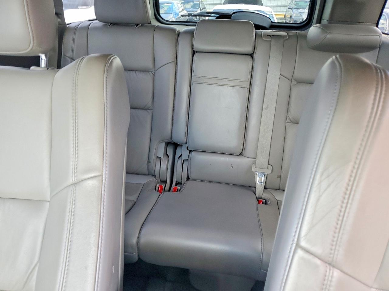 2012 Jeep Grand Cherokee Laredo Gray vin: 1C4RJFAT1CC184903