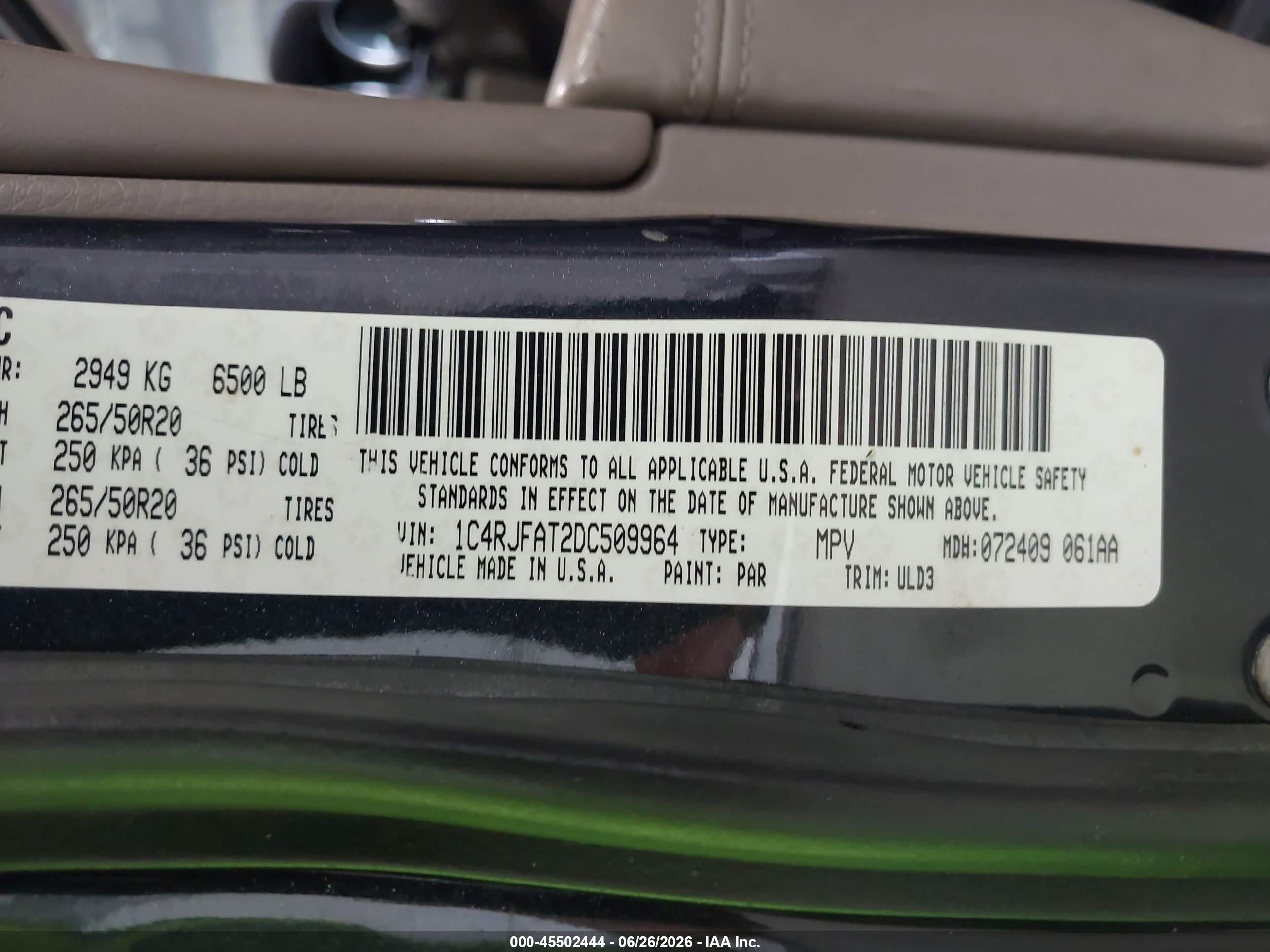 2013 Jeep Grand Cherokee Laredo Gray vin: 1C4RJFAT2DC509964