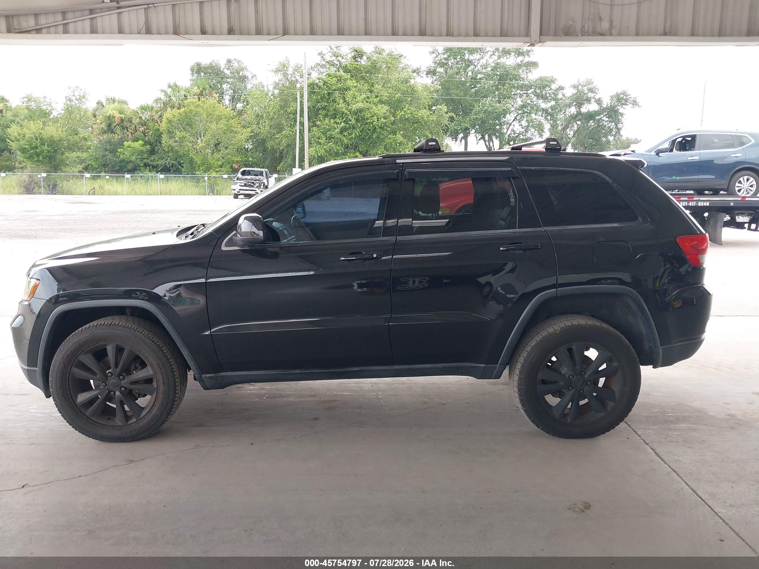 2013 Jeep Grand Cherokee Laredo Altitude Black vin: 1C4RJFAT2DC577956