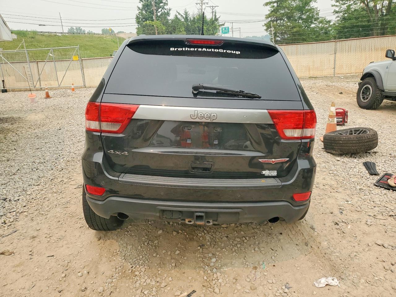 2013 Jeep Grand Cherokee Laredo Black vin: 1C4RJFAT2DC595406