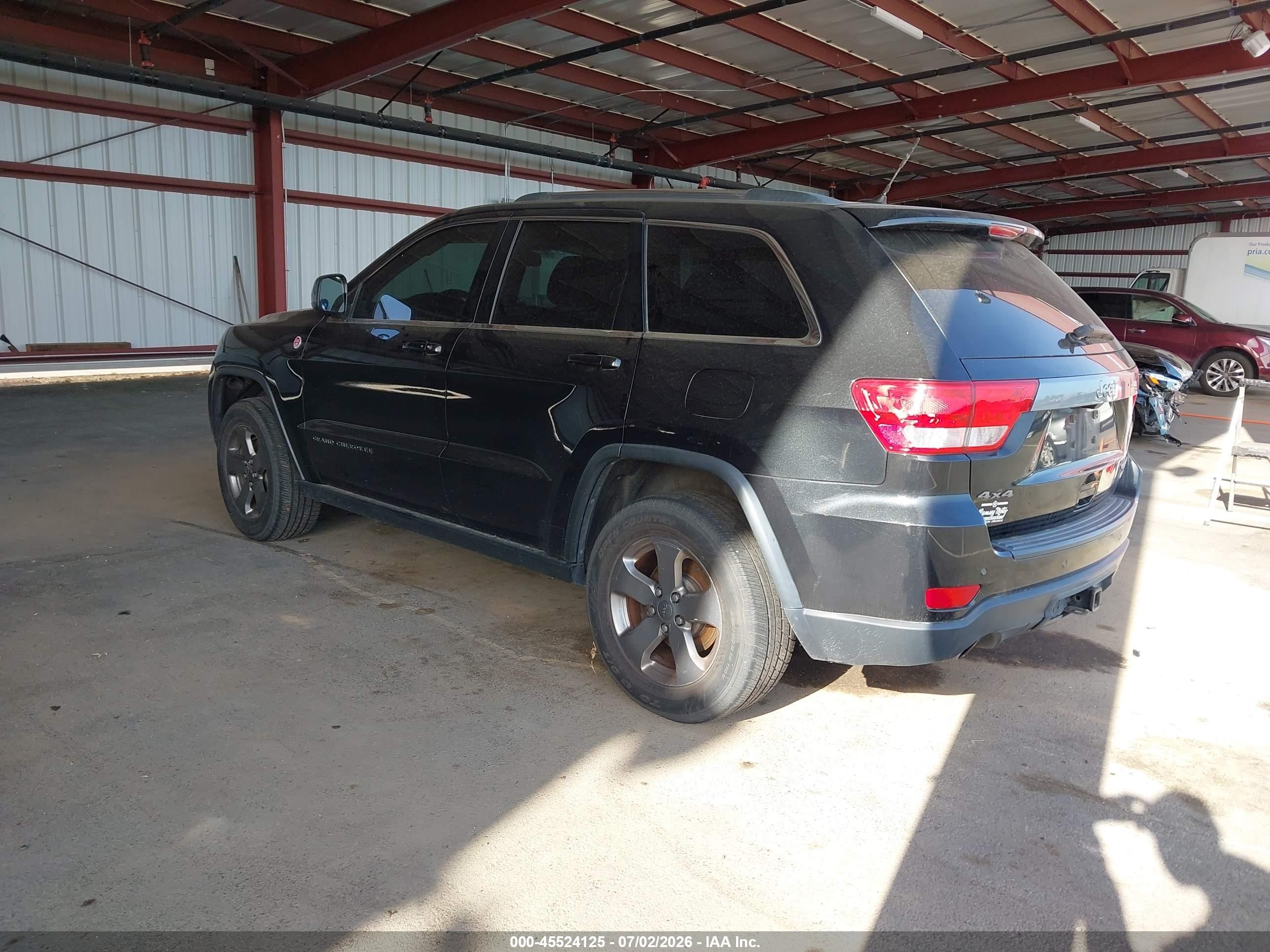 2013 Jeep Grand Cherokee Laredo Trailhawk Gray vin: 1C4RJFAT3DC577870