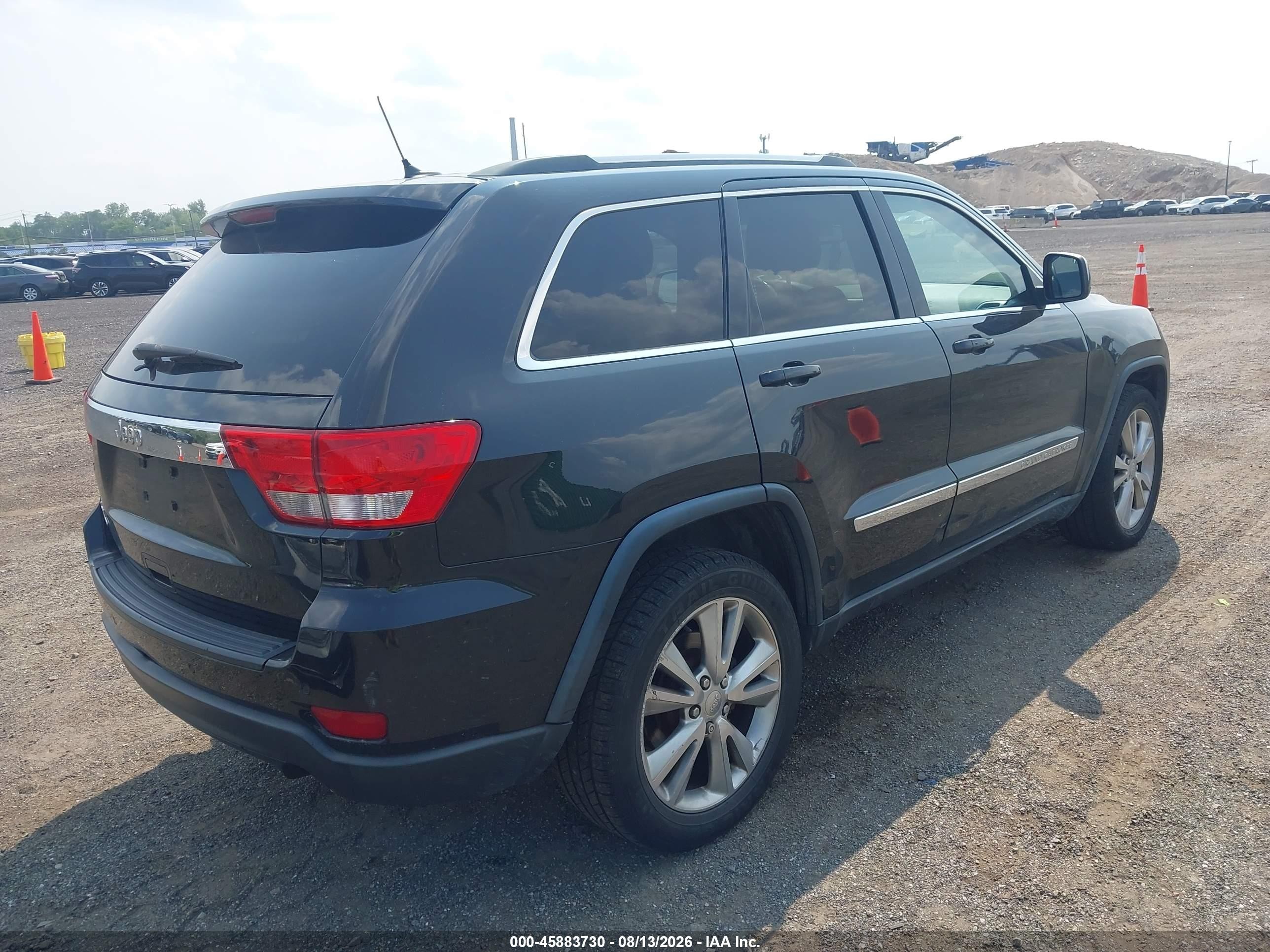 2013 Jeep Grand Cherokee Laredo Black vin: 1C4RJFAT3DC646024