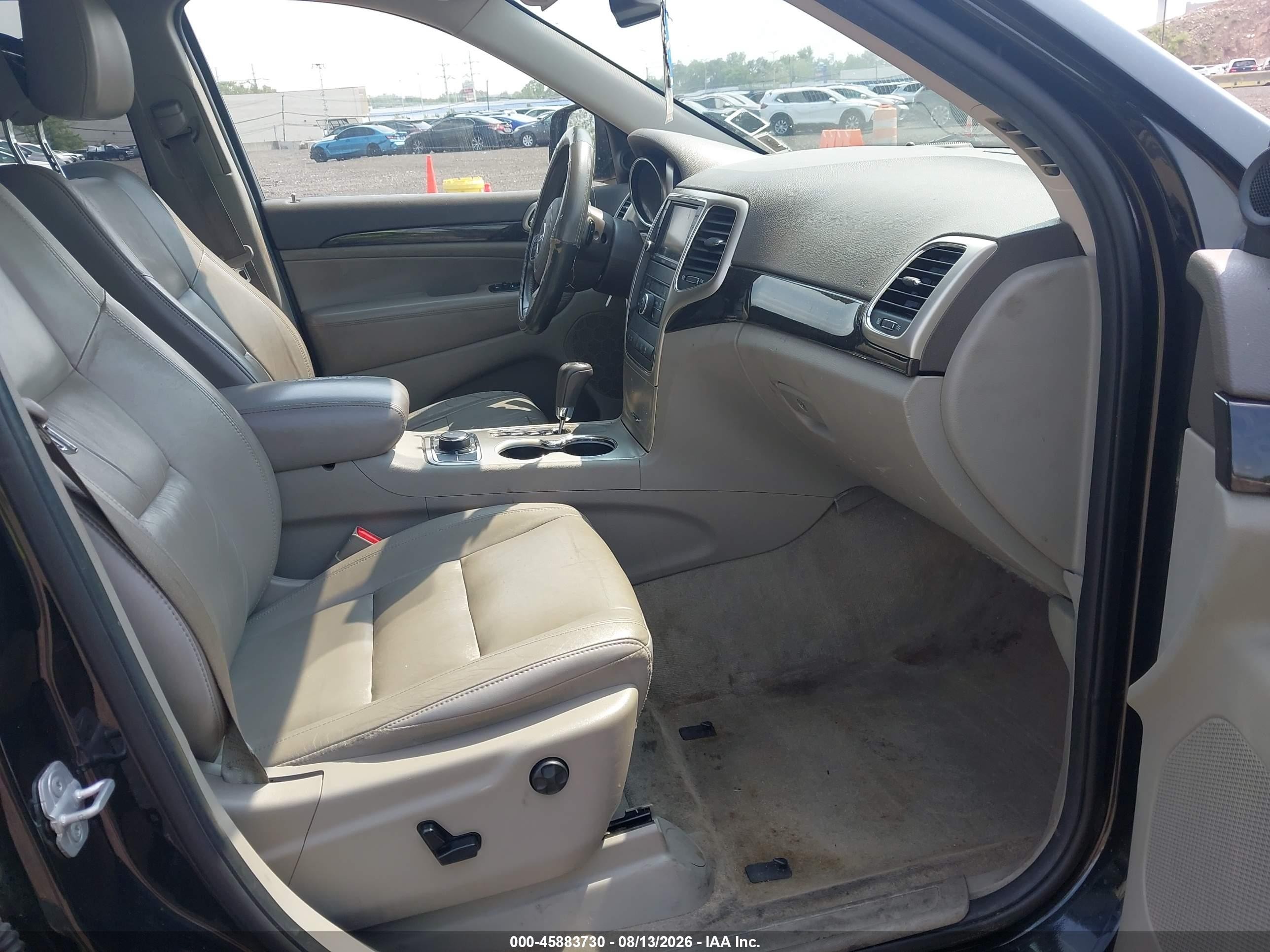2013 Jeep Grand Cherokee Laredo Black vin: 1C4RJFAT3DC646024