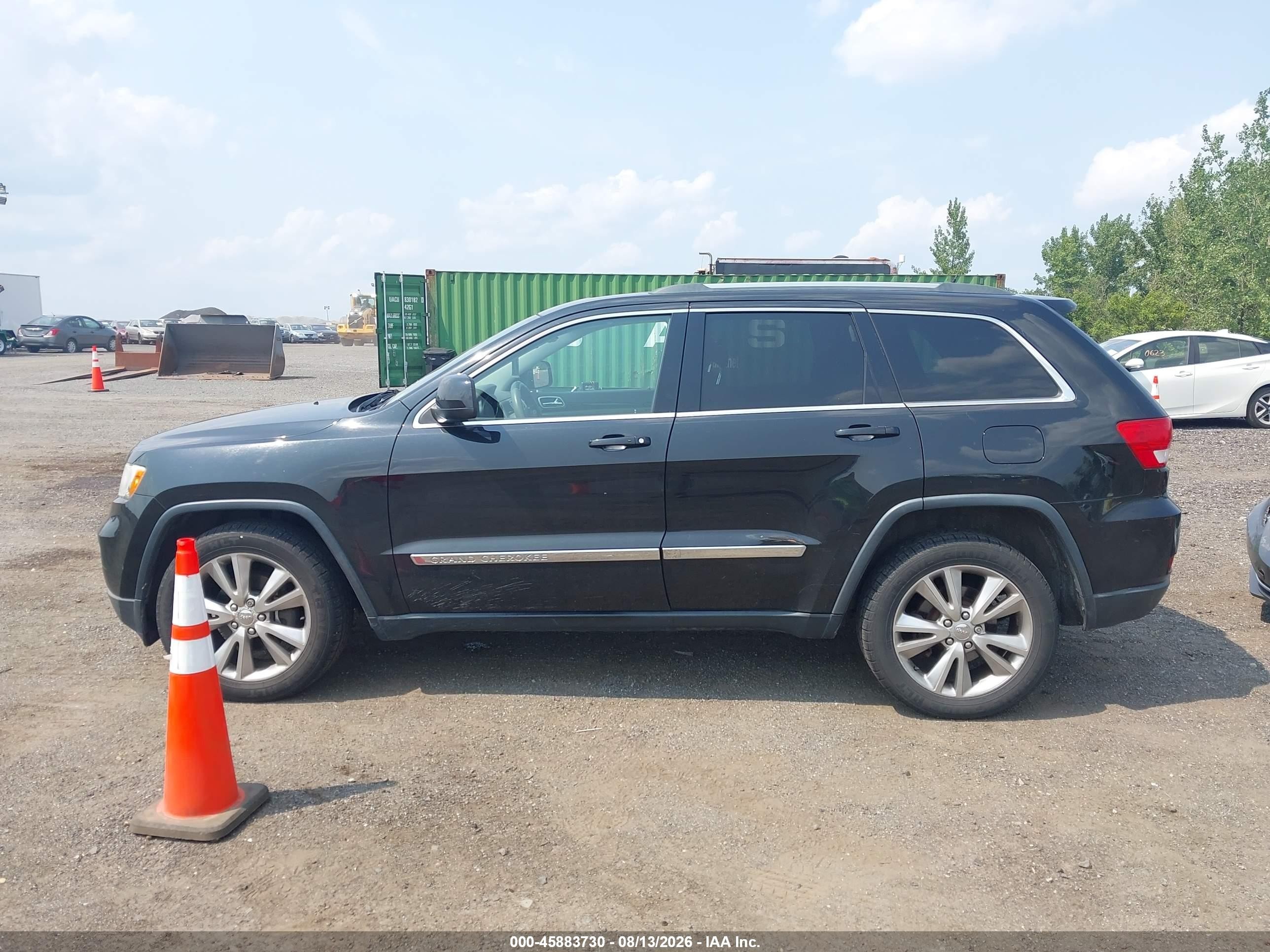 2013 Jeep Grand Cherokee Laredo Black vin: 1C4RJFAT3DC646024
