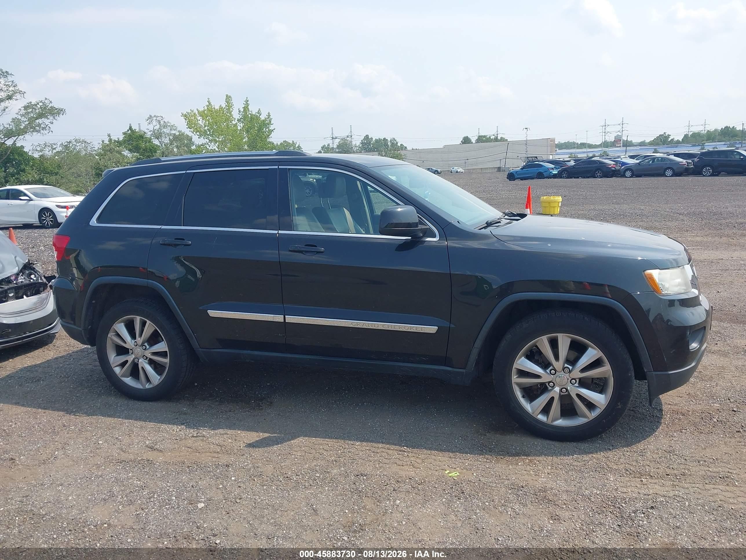 2013 Jeep Grand Cherokee Laredo Black vin: 1C4RJFAT3DC646024
