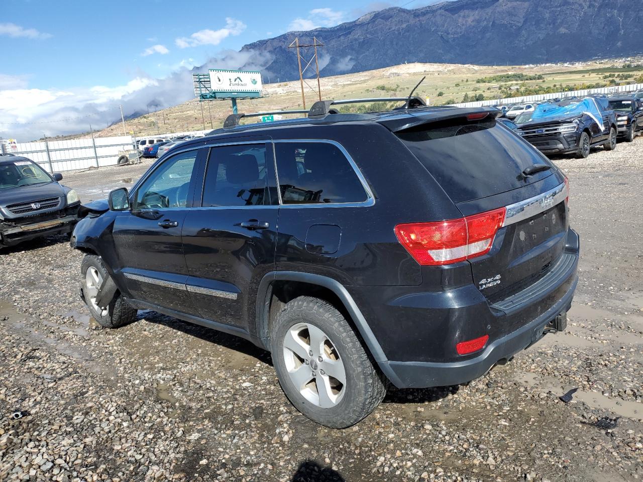 2013 Jeep Grand Cherokee Laredo Черный vin: 1C4RJFAT6DC571223