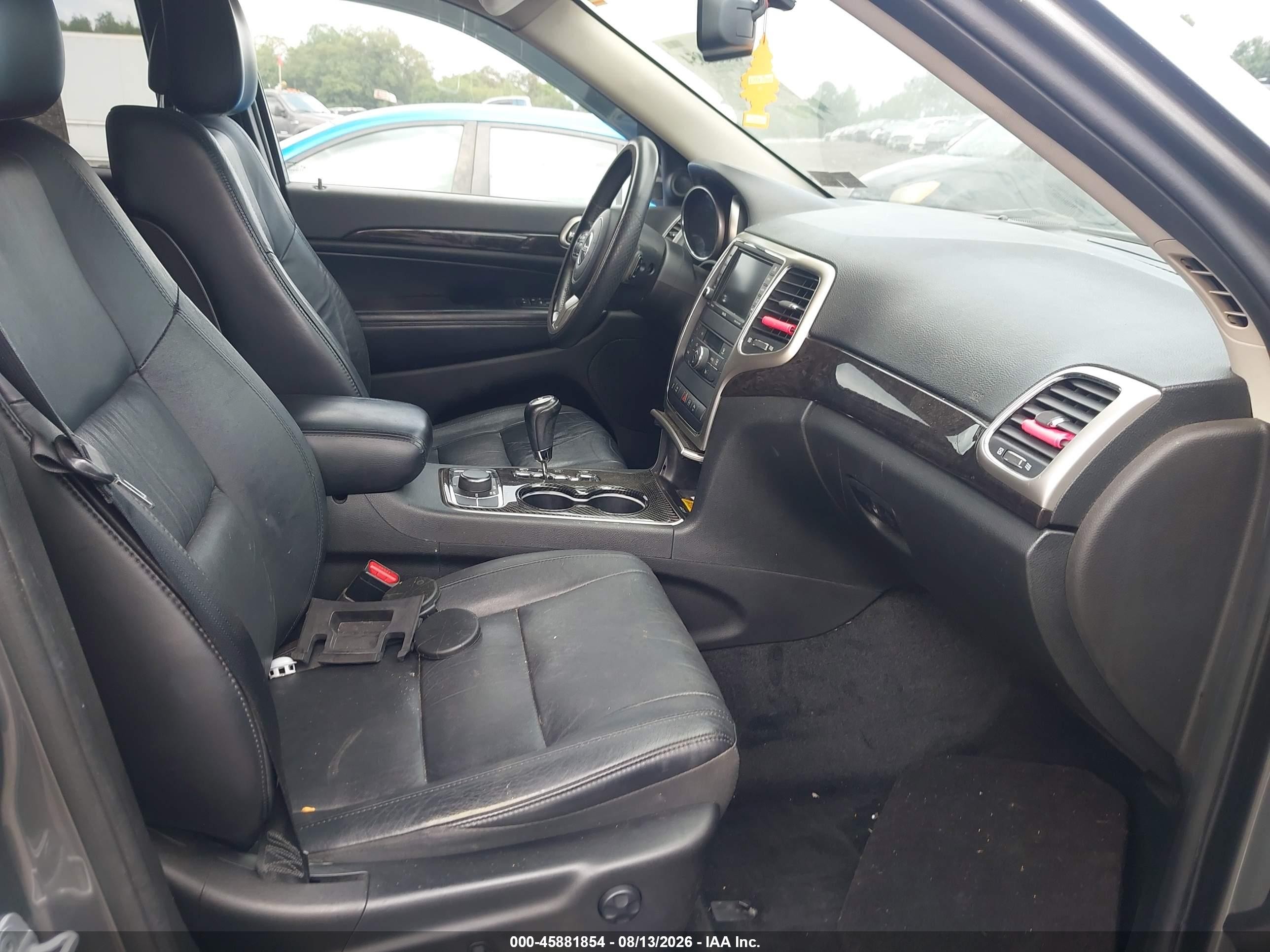 2012 Jeep Grand Cherokee Laredo Gray vin: 1C4RJFAT9CC269858
