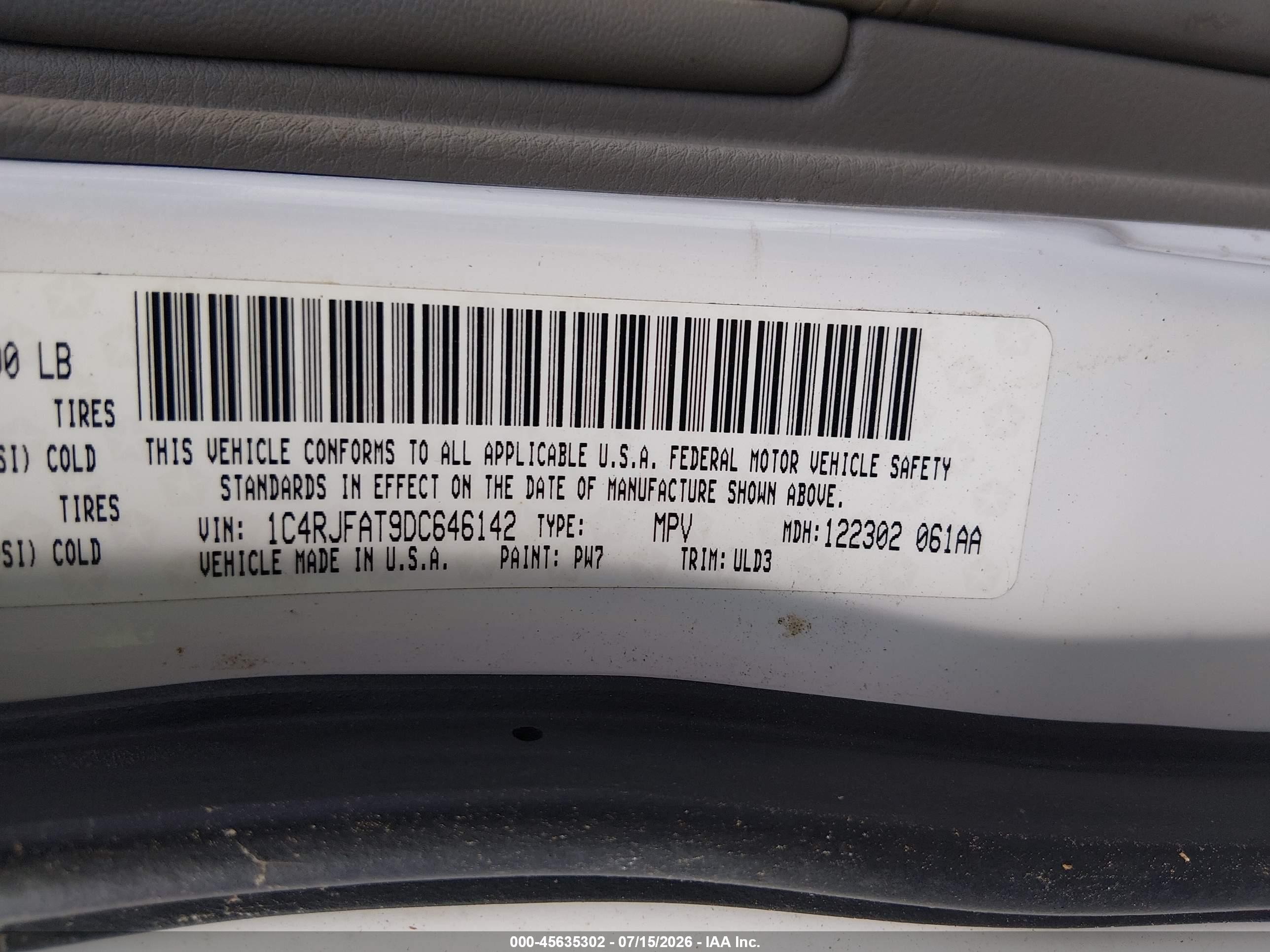 2013 Jeep Grand Cherokee Laredo White vin: 1C4RJFAT9DC646142