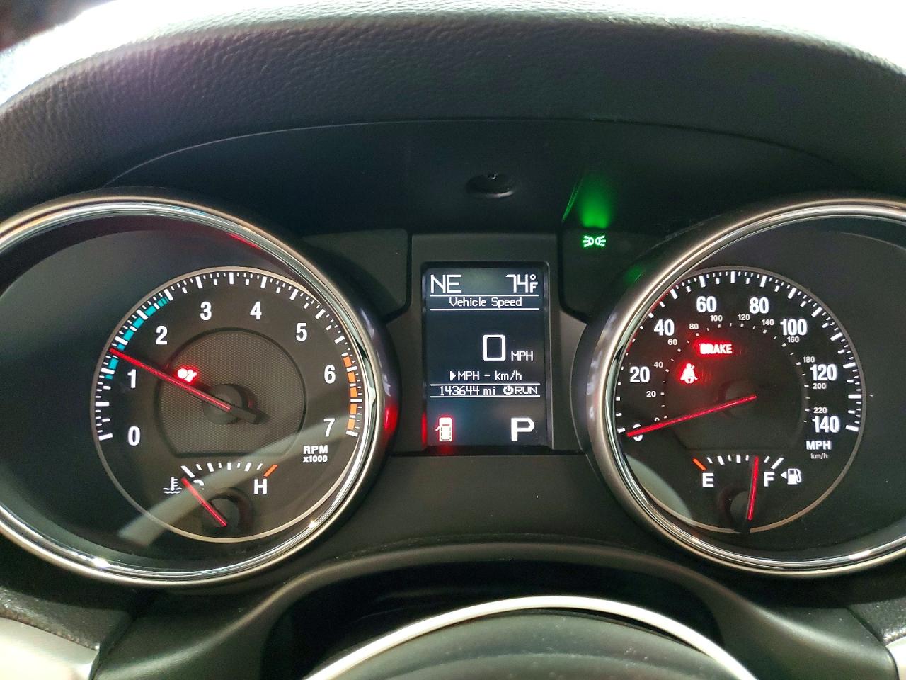 2013 Jeep Grand Cherokee Laredo White vin: 1C4RJFATXDC589823