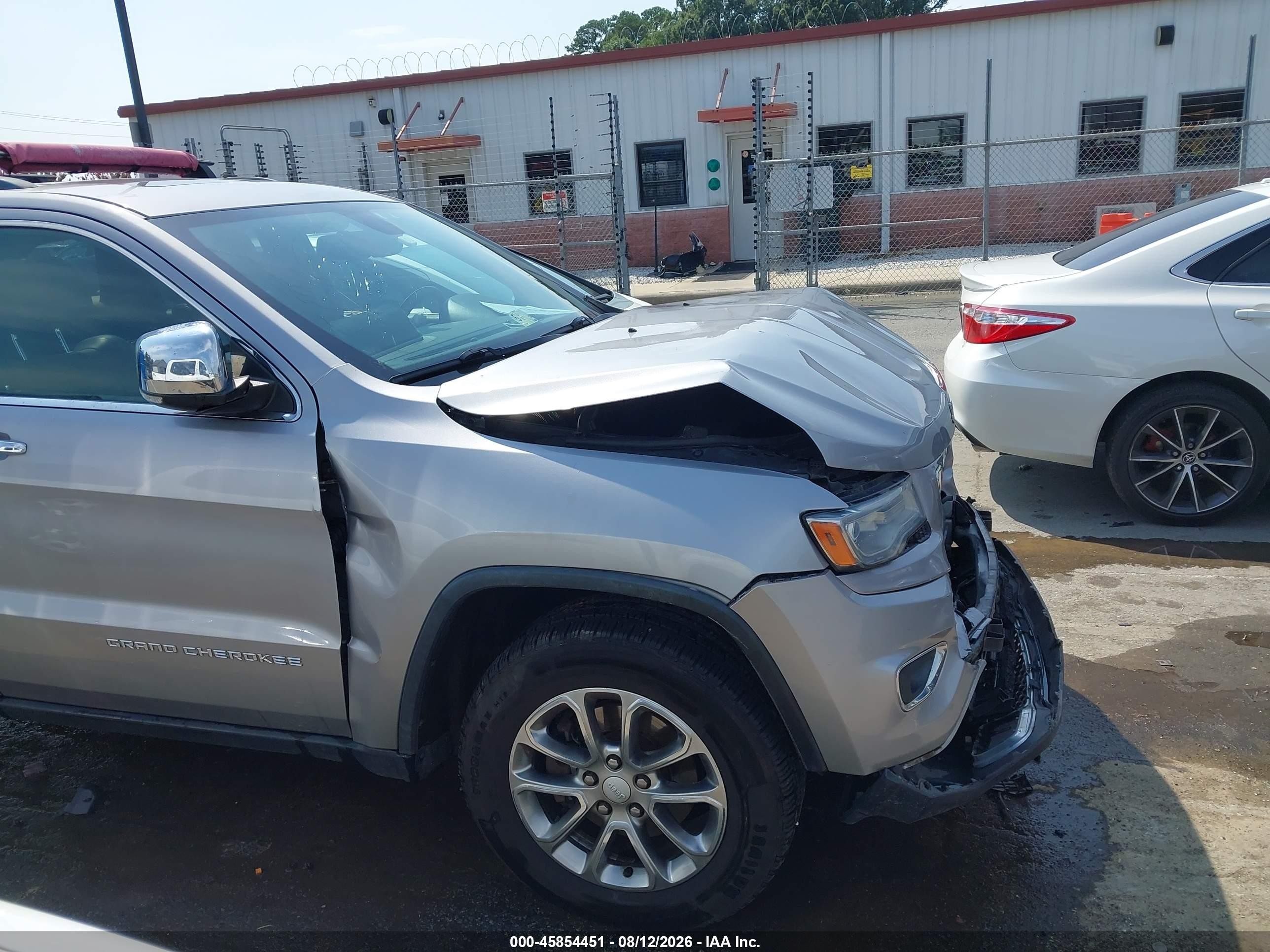 2014 Jeep Grand Cherokee Limited Silver vin: 1C4RJFBG0EC288058