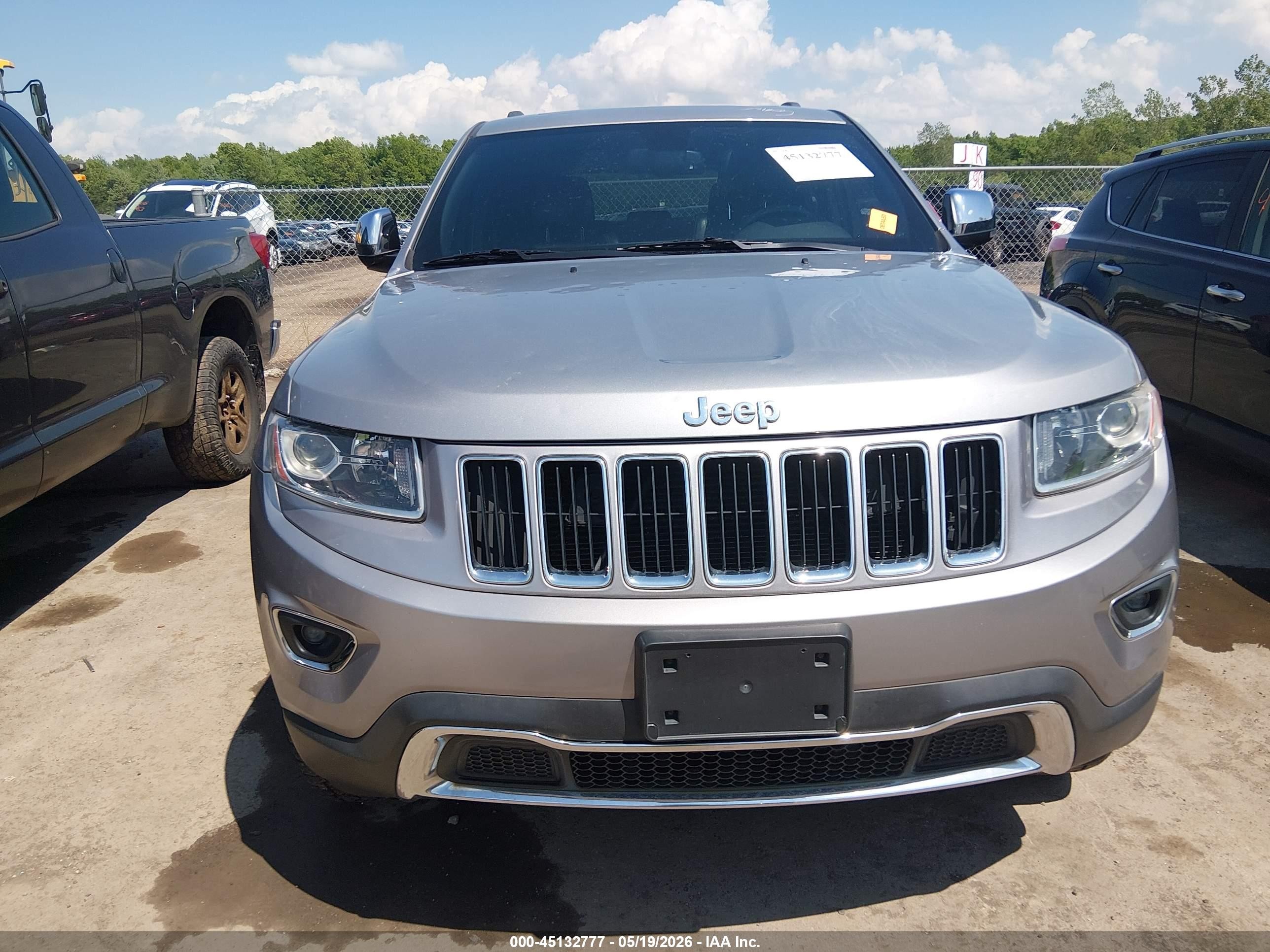 2014 Jeep Grand Cherokee Limited Silver vin: 1C4RJFBG0EC365785