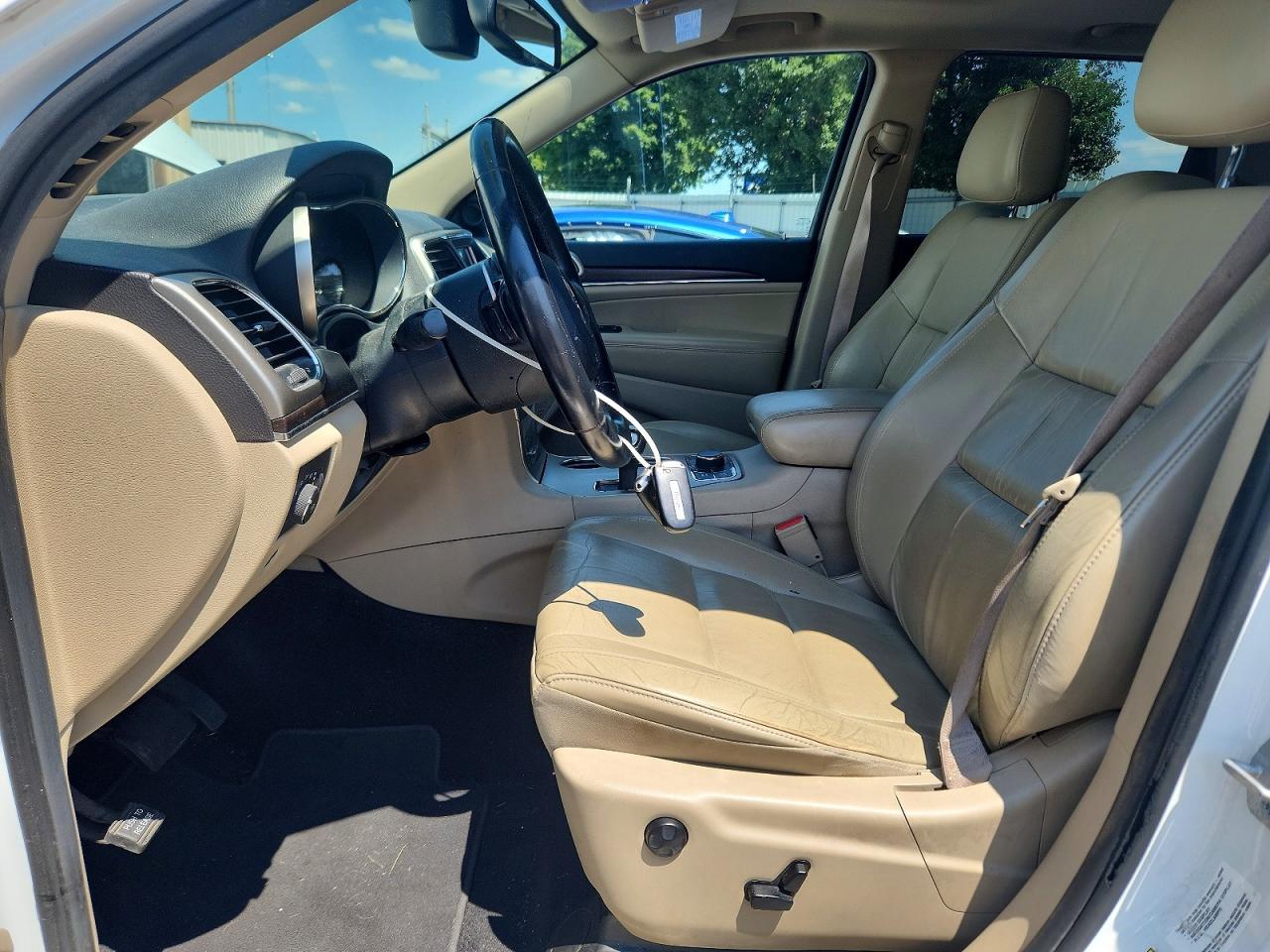 2014 Jeep Grand Cherokee Limited White vin: 1C4RJFBG0EC375720