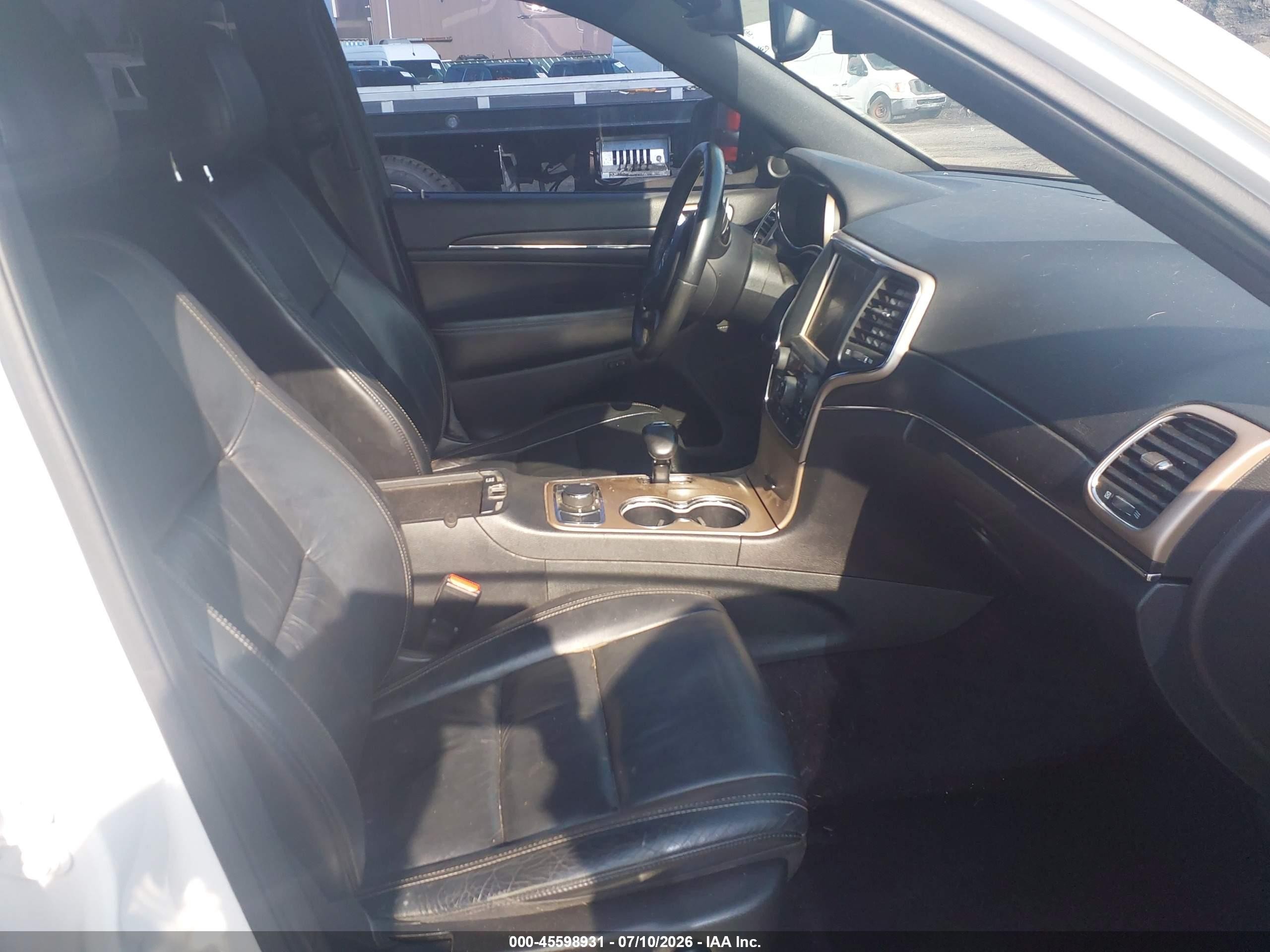 2015 Jeep Grand Cherokee Limited White vin: 1C4RJFBG0FC158461