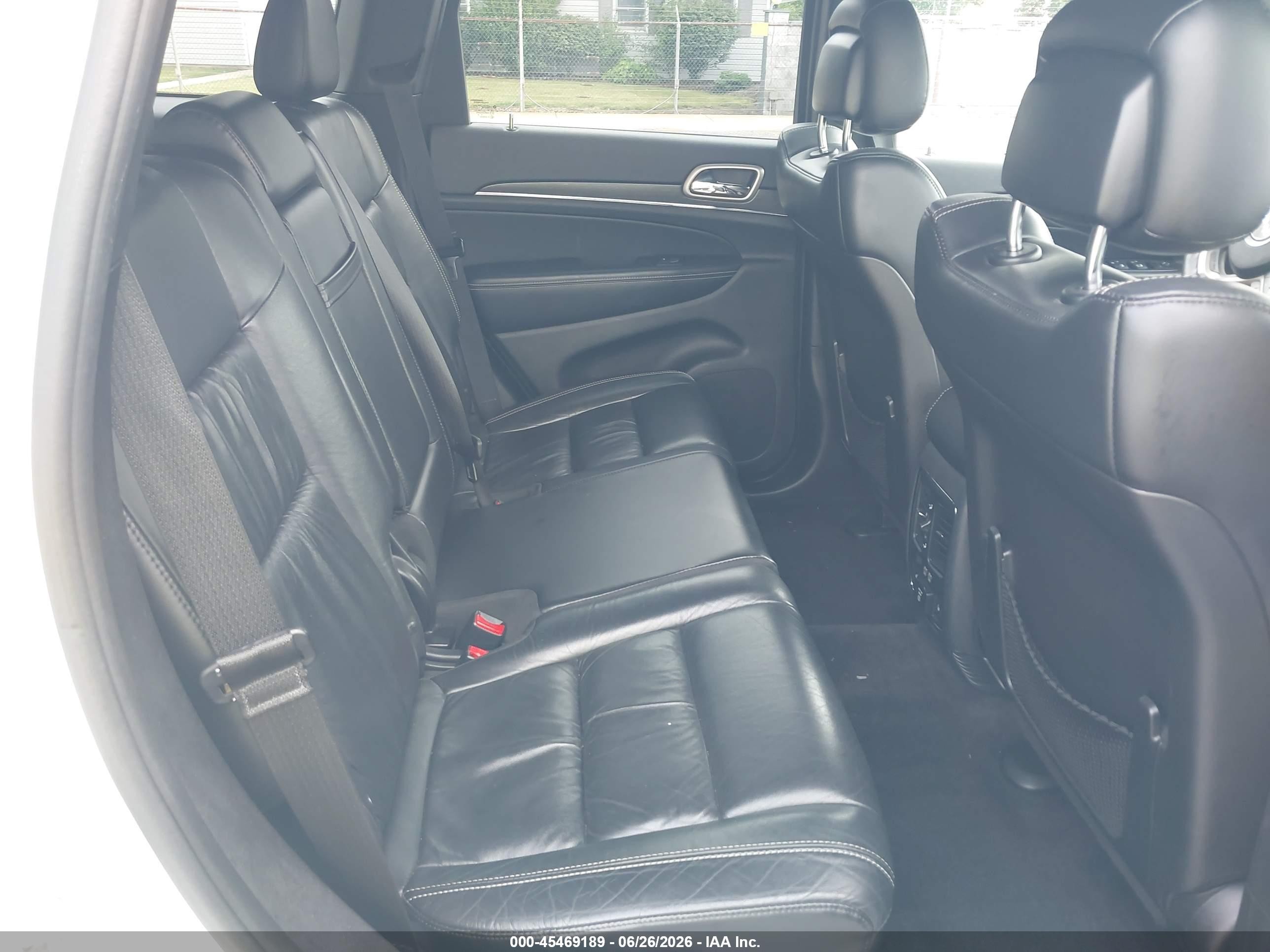 2015 Jeep Grand Cherokee Limited White vin: 1C4RJFBG0FC196658