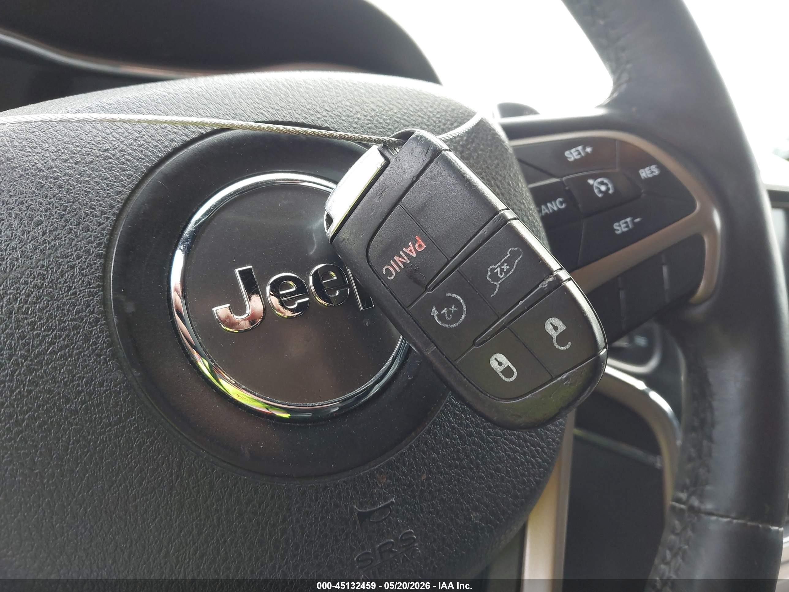 2015 Jeep Grand Cherokee Limited Silver vin: 1C4RJFBG0FC227553