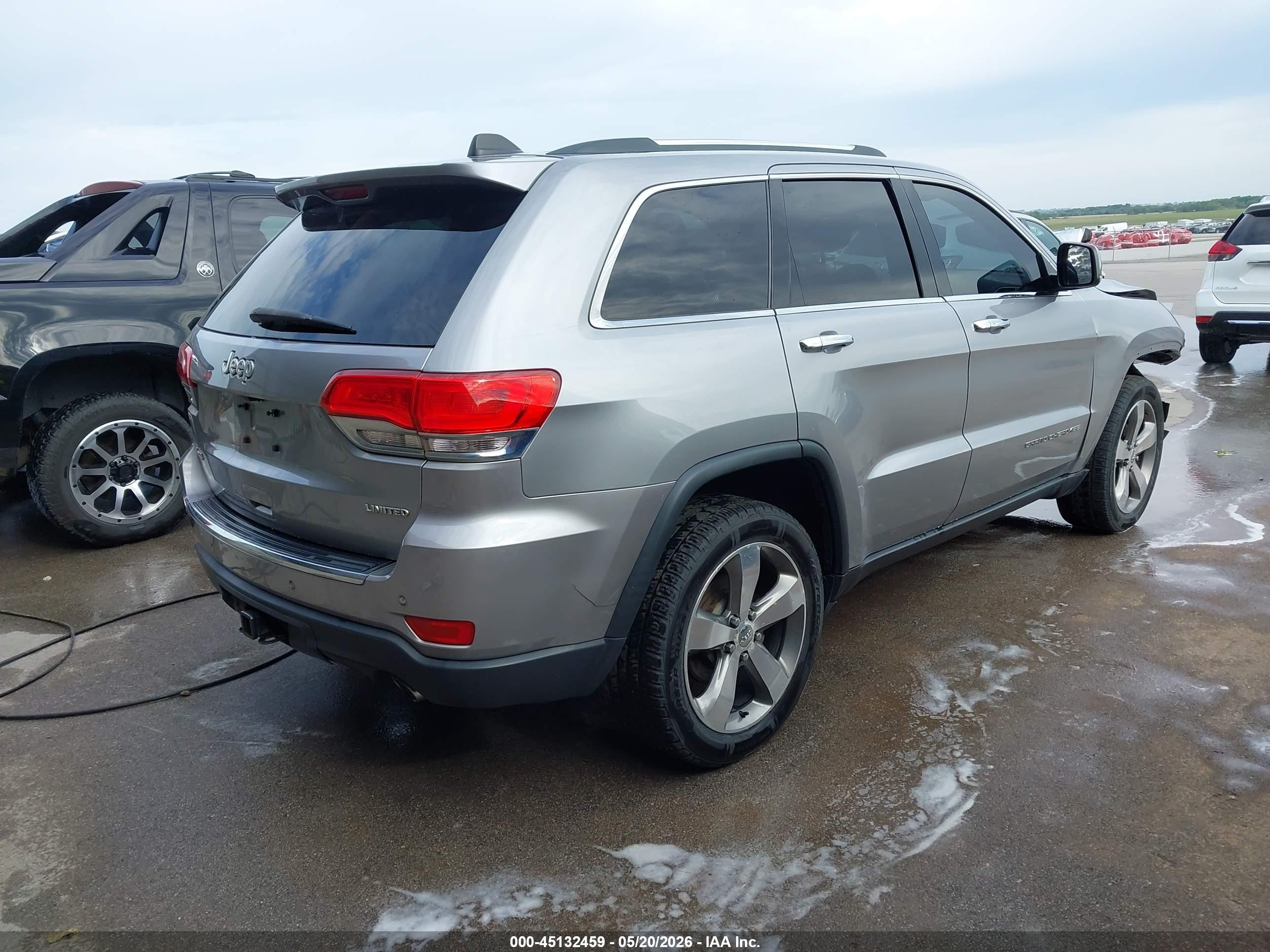 2015 Jeep Grand Cherokee Limited Silver vin: 1C4RJFBG0FC227553