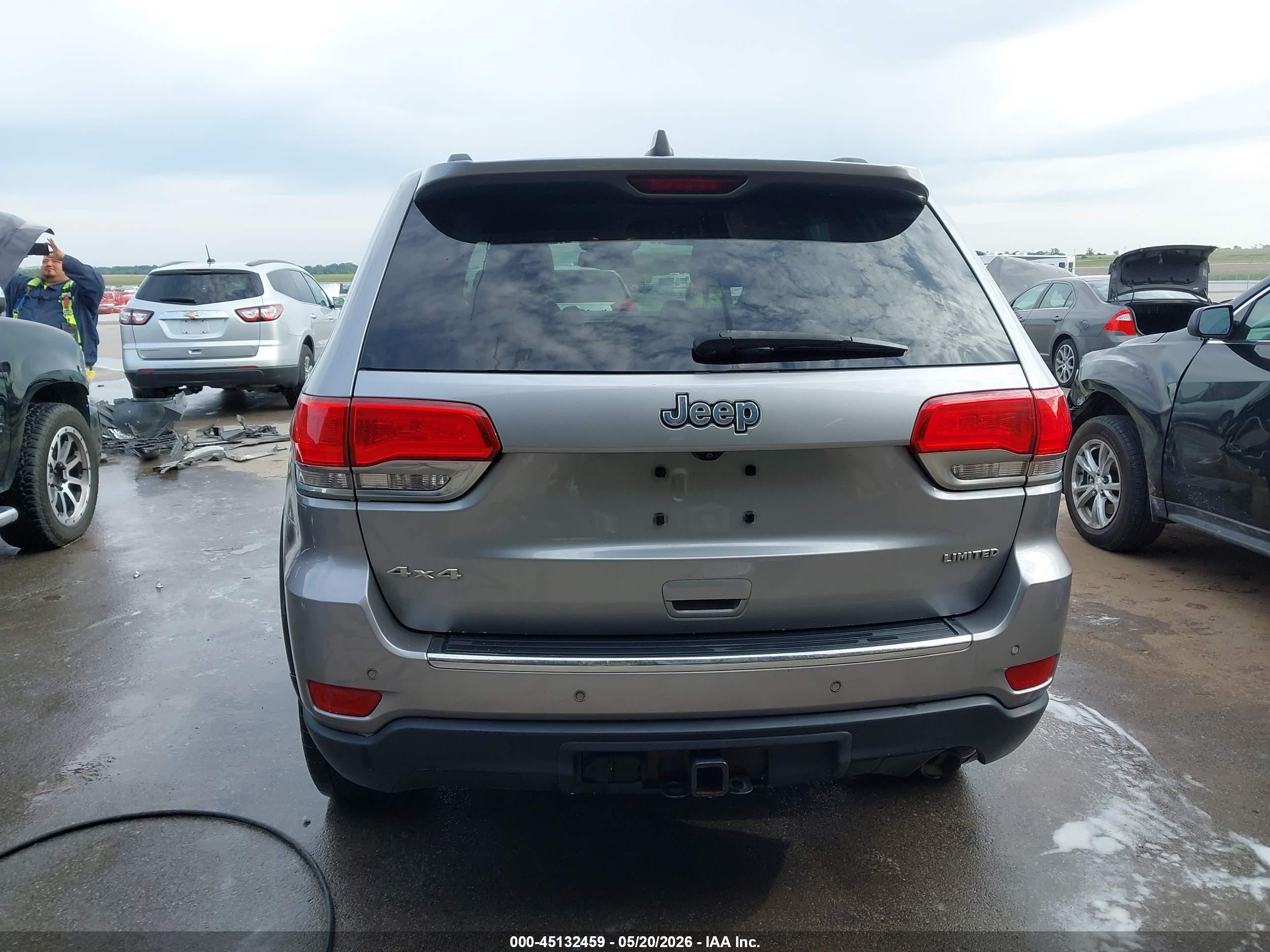 2015 Jeep Grand Cherokee Limited Silver vin: 1C4RJFBG0FC227553