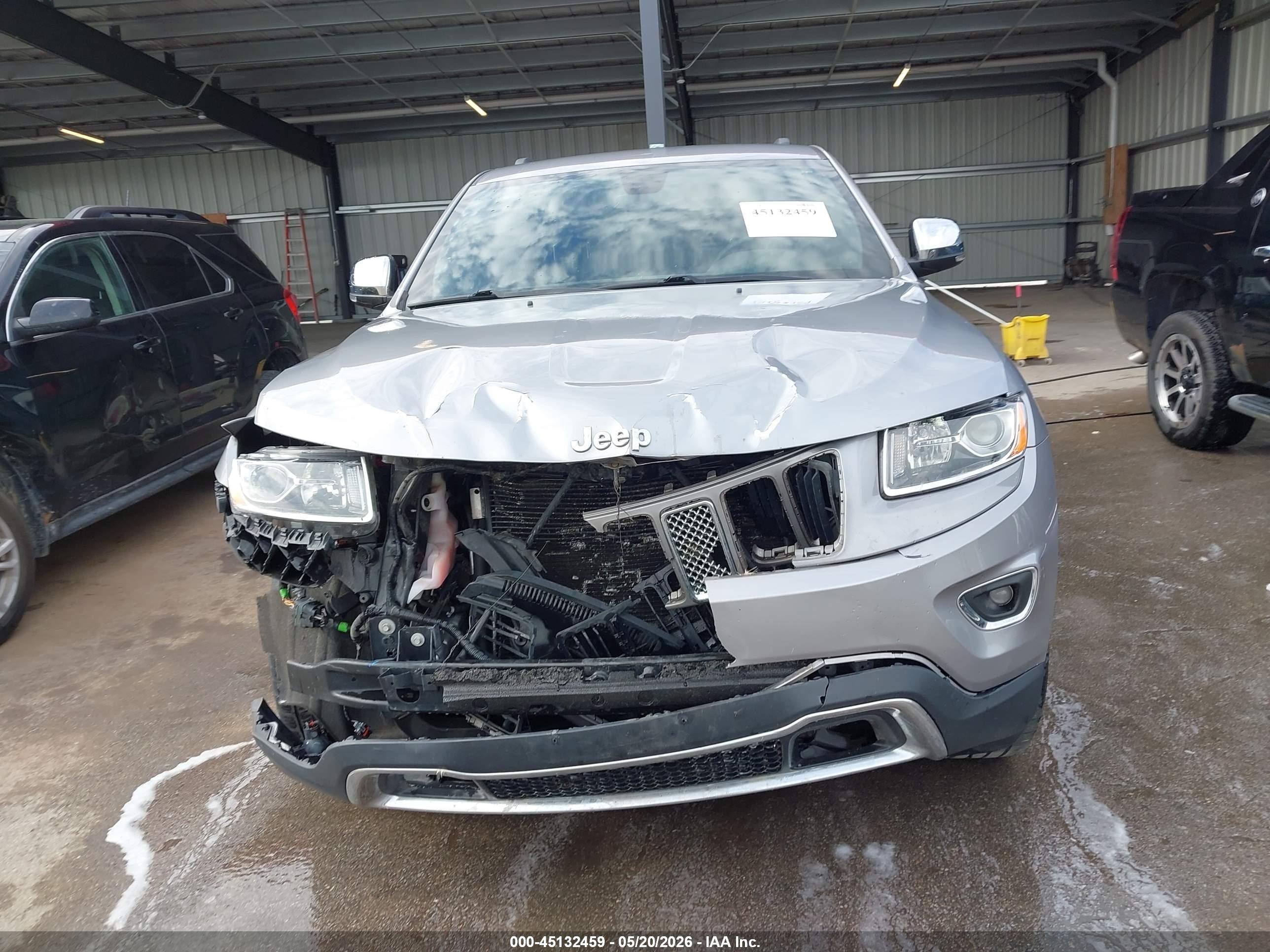 2015 Jeep Grand Cherokee Limited Silver vin: 1C4RJFBG0FC227553