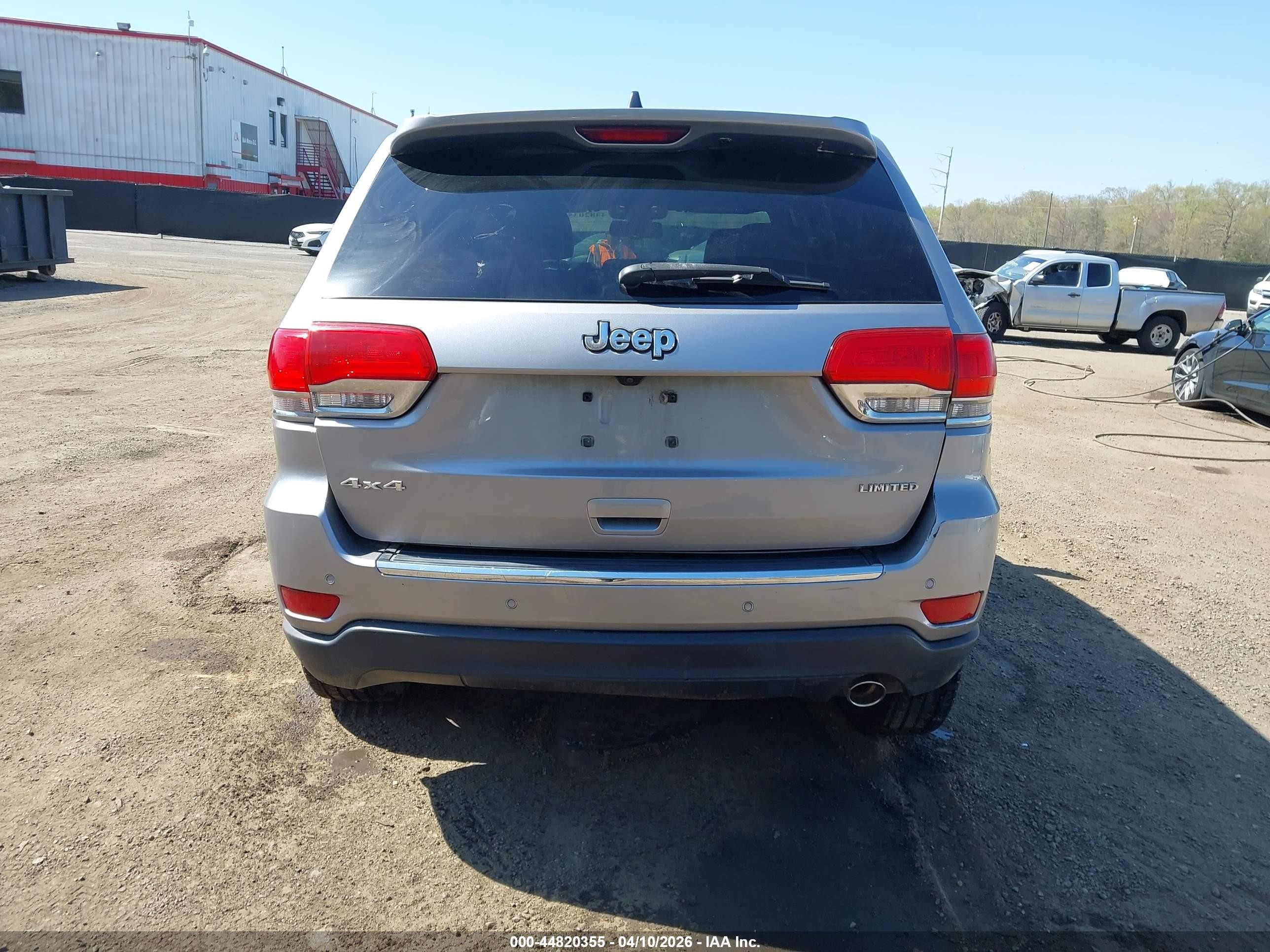 2015 Jeep Grand Cherokee Limited Серебряный vin: 1C4RJFBG0FC943112