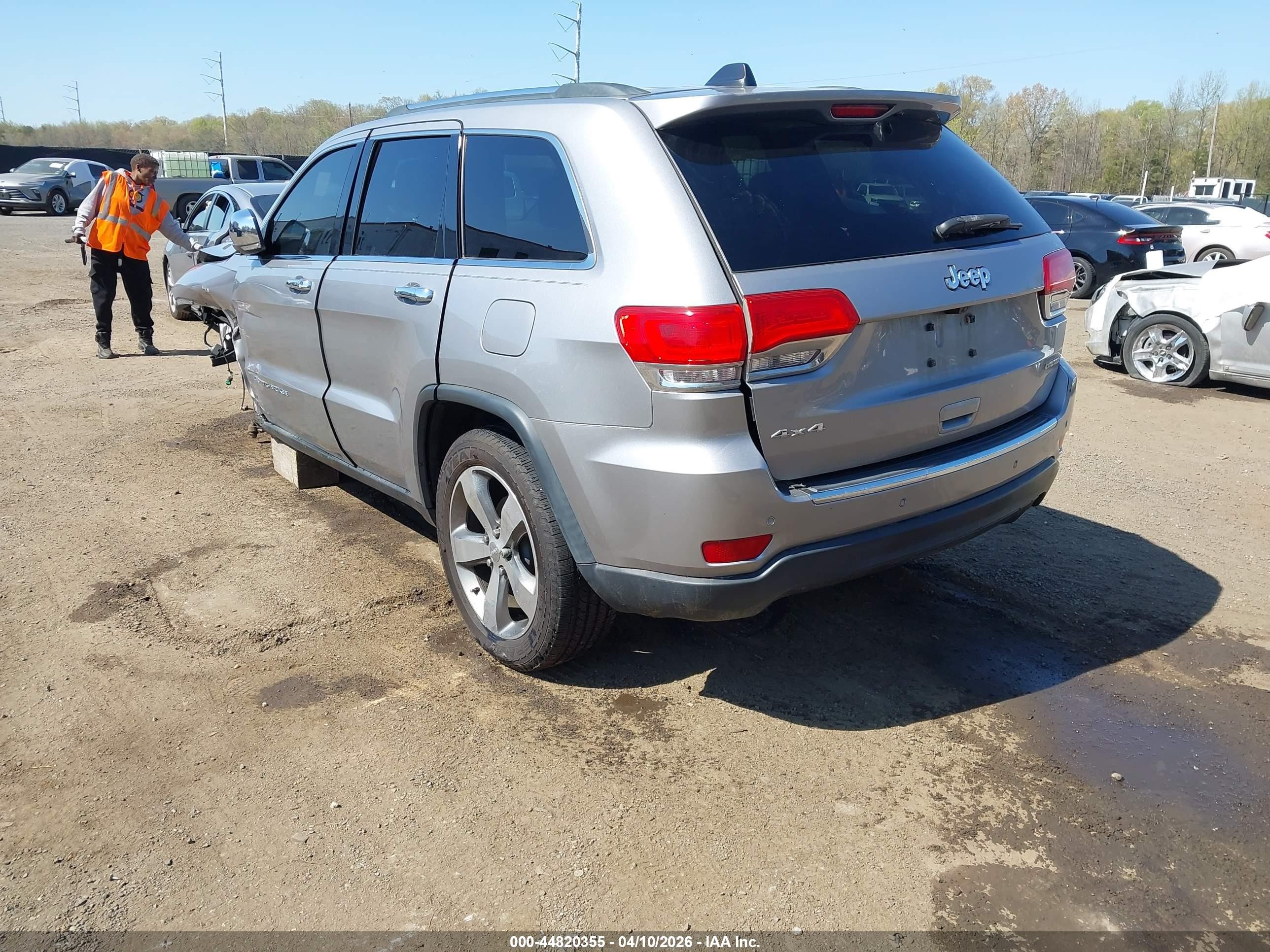 2015 Jeep Grand Cherokee Limited Серебряный vin: 1C4RJFBG0FC943112