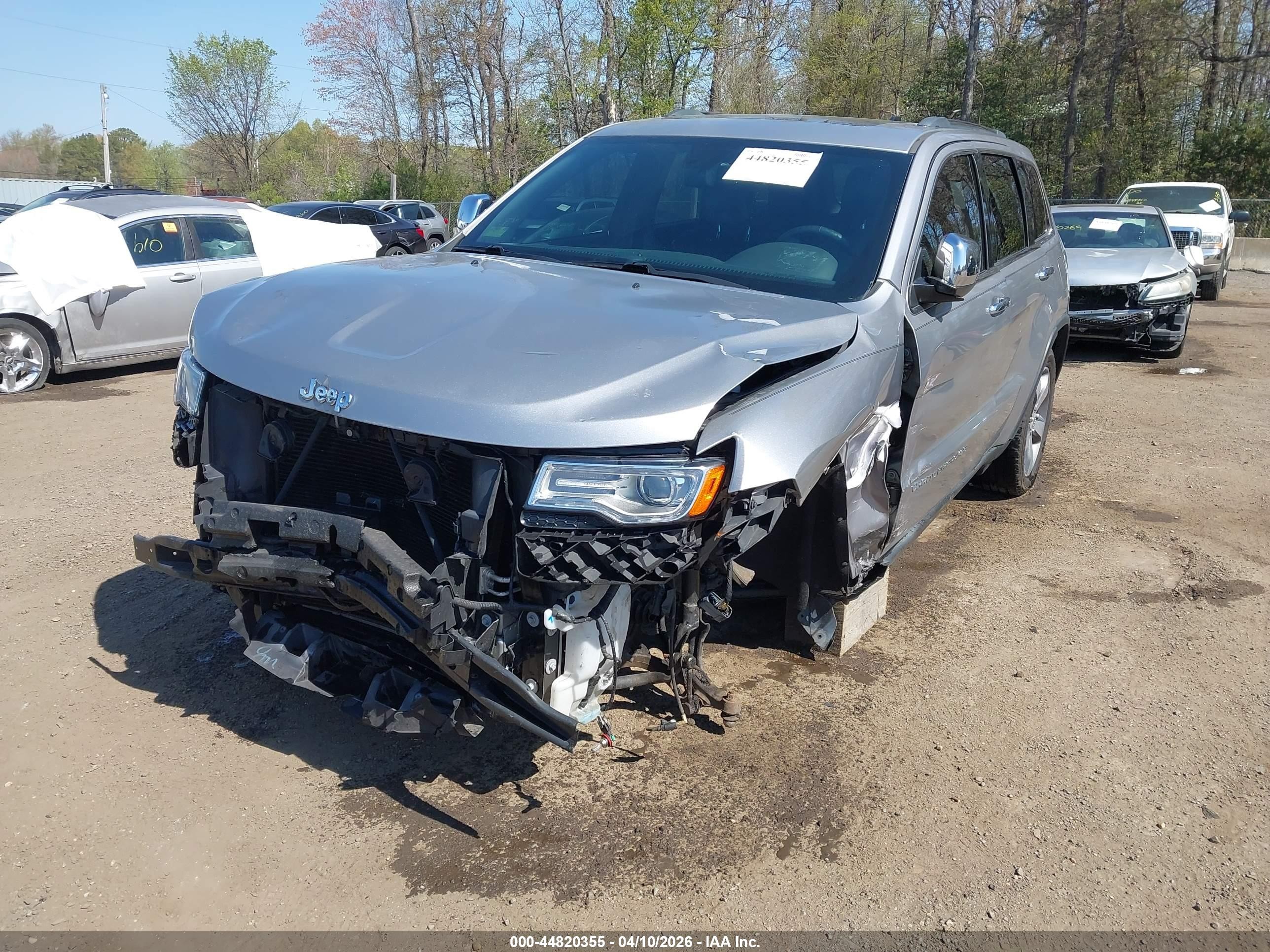 2015 Jeep Grand Cherokee Limited Серебряный vin: 1C4RJFBG0FC943112