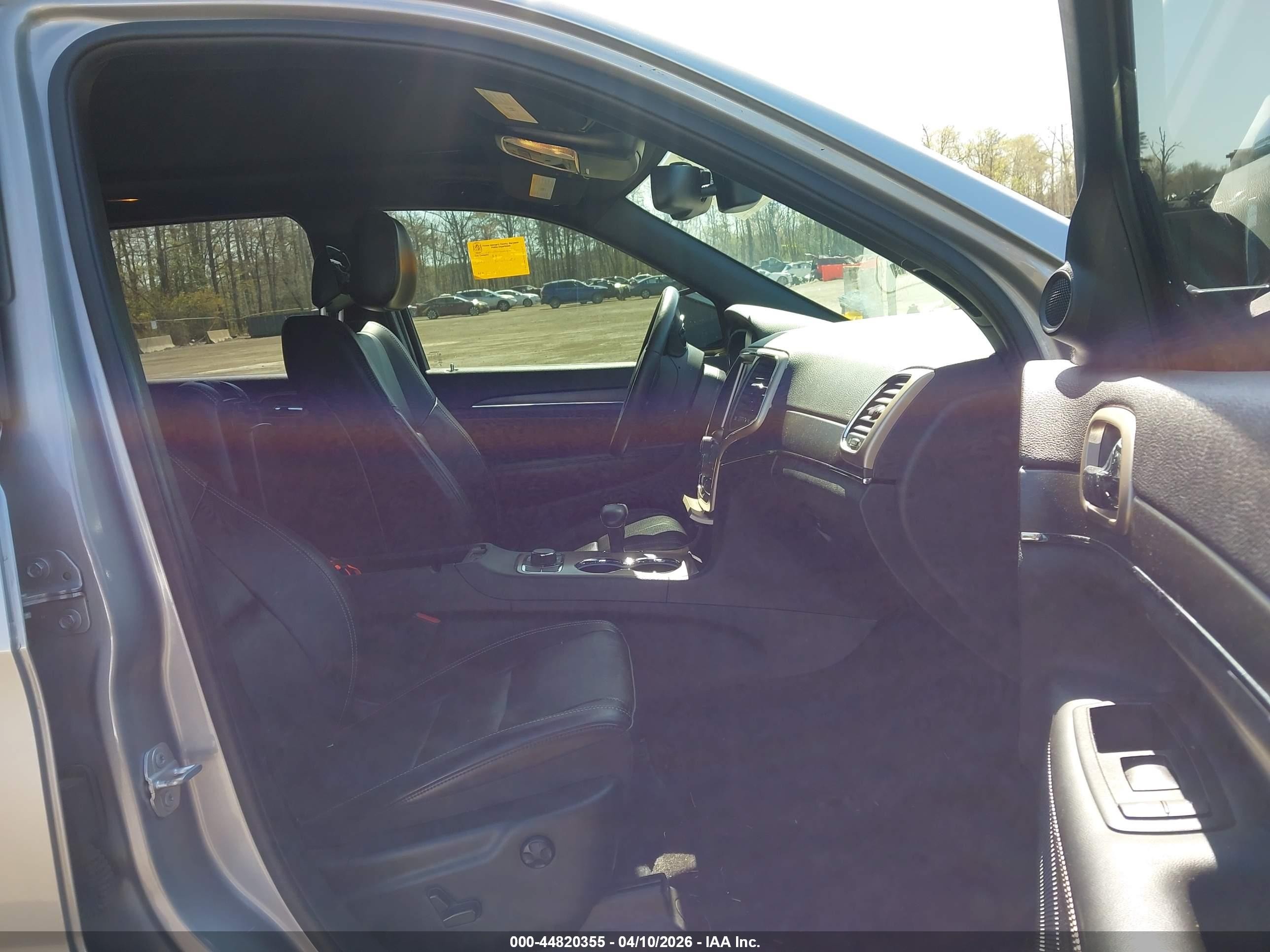 2015 Jeep Grand Cherokee Limited Серебряный vin: 1C4RJFBG0FC943112
