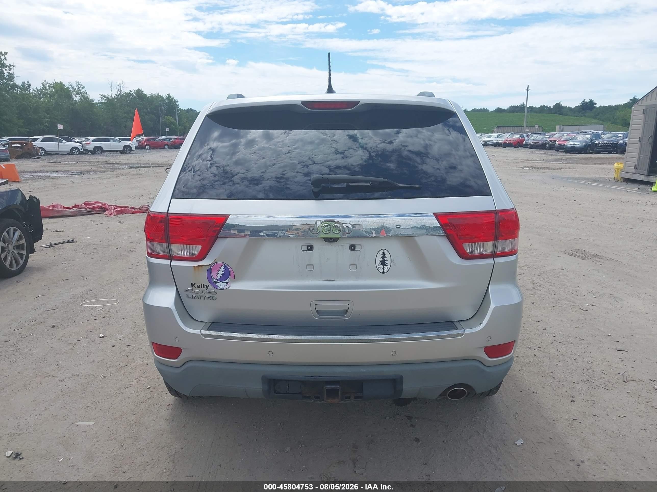 2012 Jeep Grand Cherokee Limited Silver vin: 1C4RJFBG1CC268317