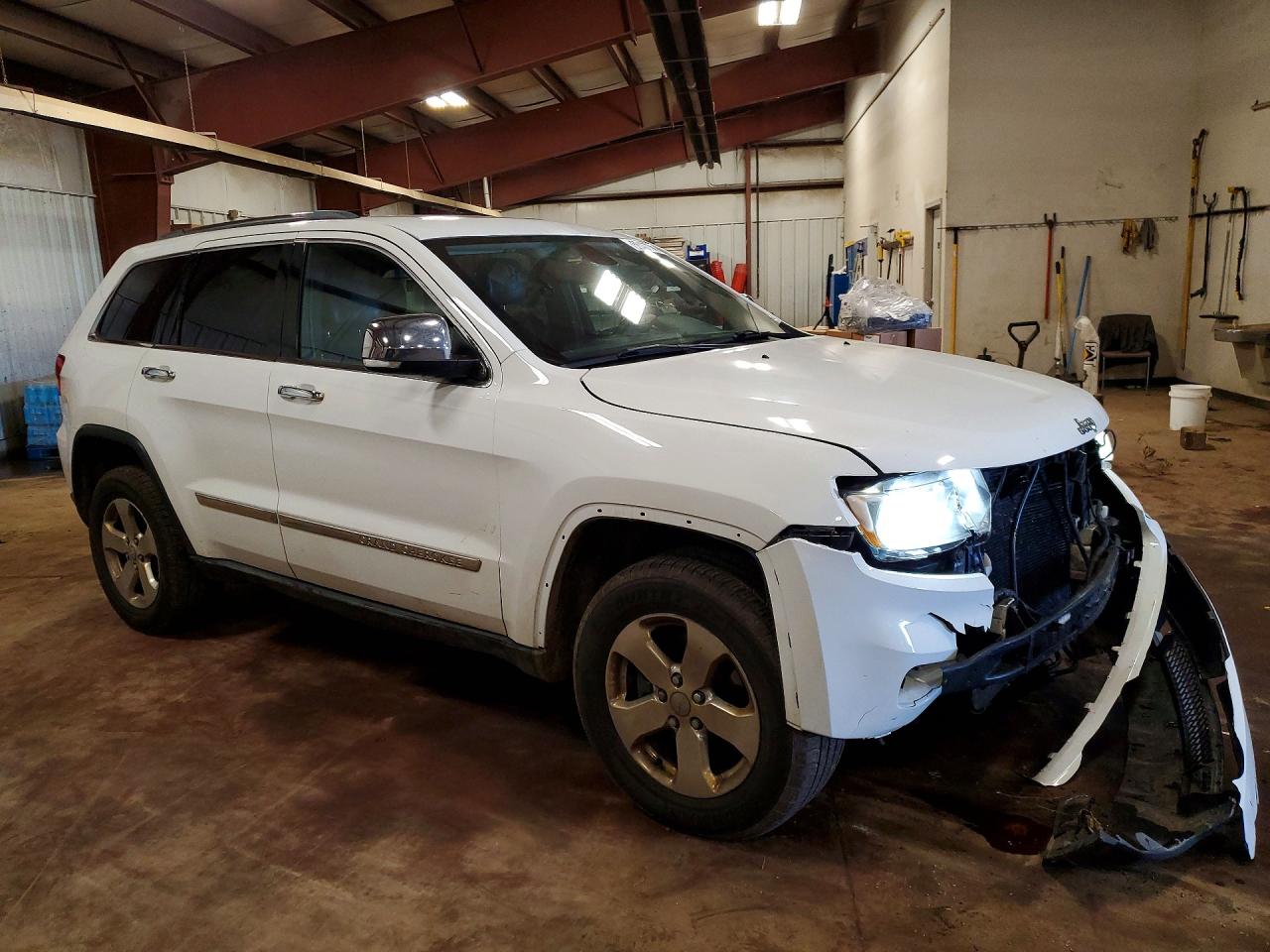 2013 Jeep Grand Cherokee Limited White vin: 1C4RJFBG1DC544688