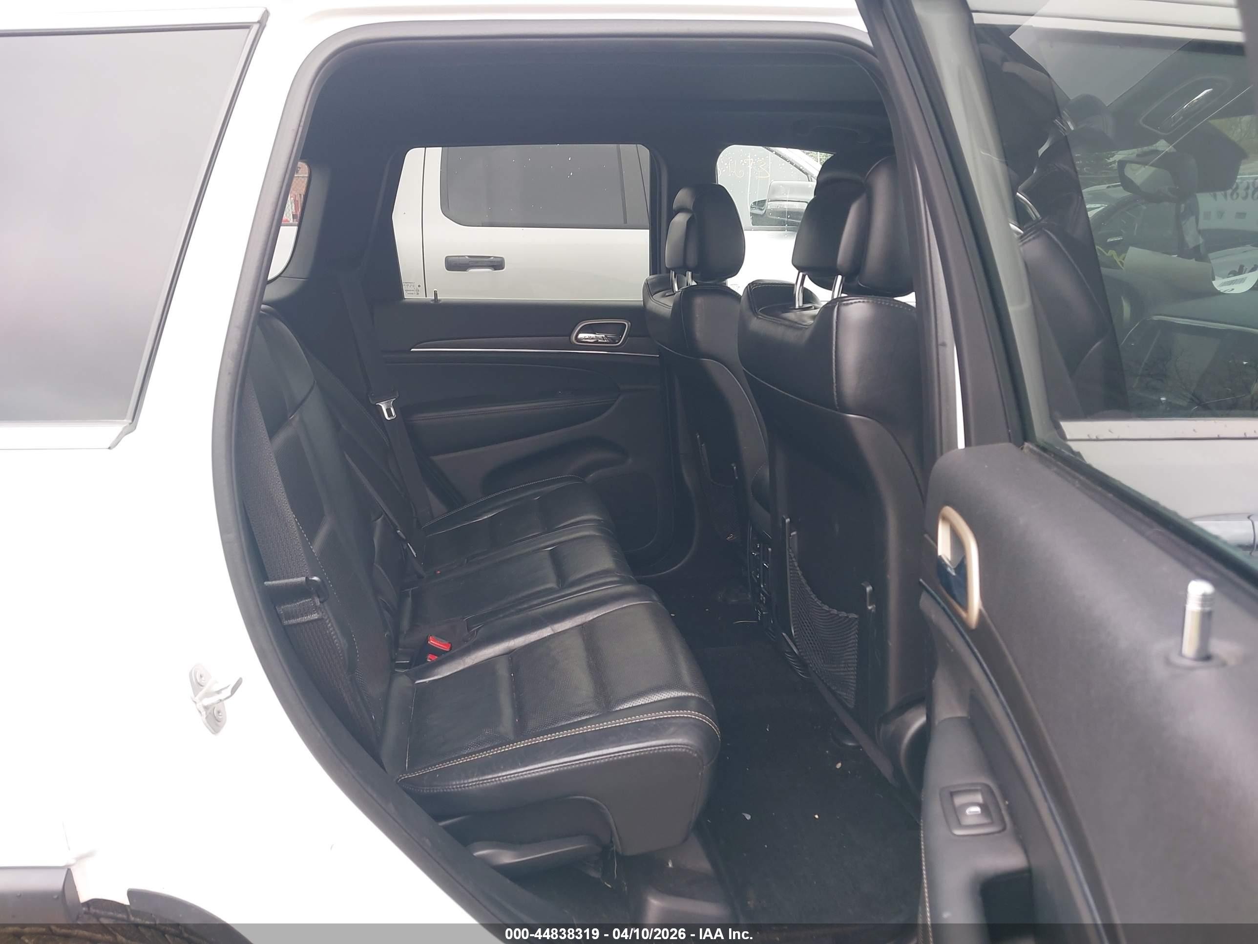 2015 Jeep Grand Cherokee Limited White vin: 1C4RJFBG1FC159036