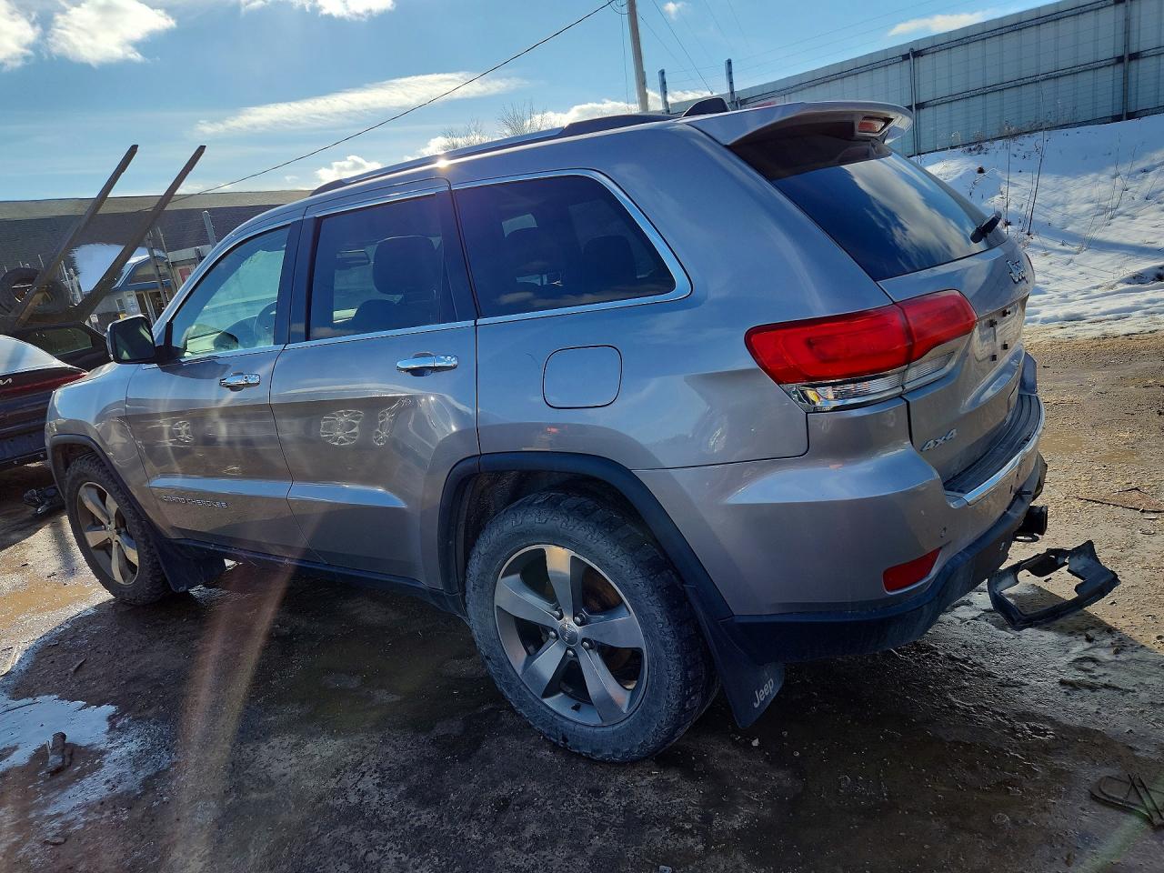 2015 Jeep Grand Cherokee Limited Silver vin: 1C4RJFBG1FC211622