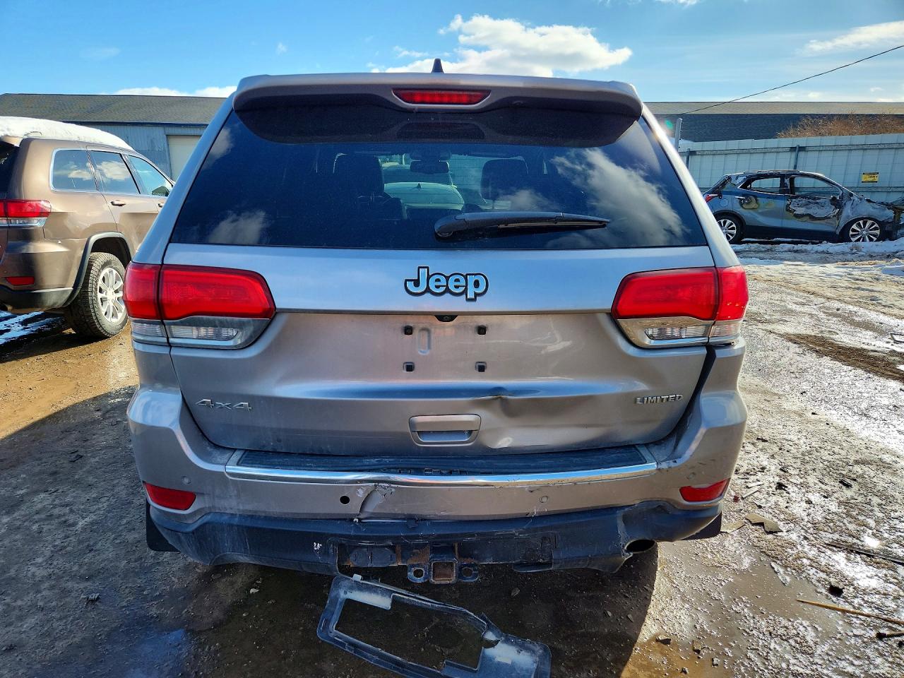 2015 Jeep Grand Cherokee Limited Silver vin: 1C4RJFBG1FC211622