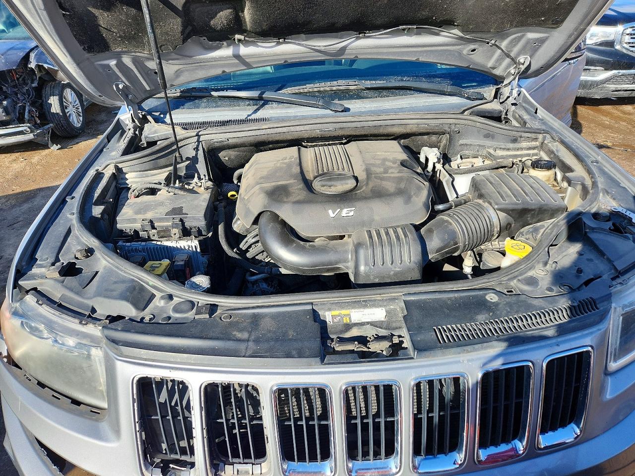 2015 Jeep Grand Cherokee Limited Silver vin: 1C4RJFBG1FC211622