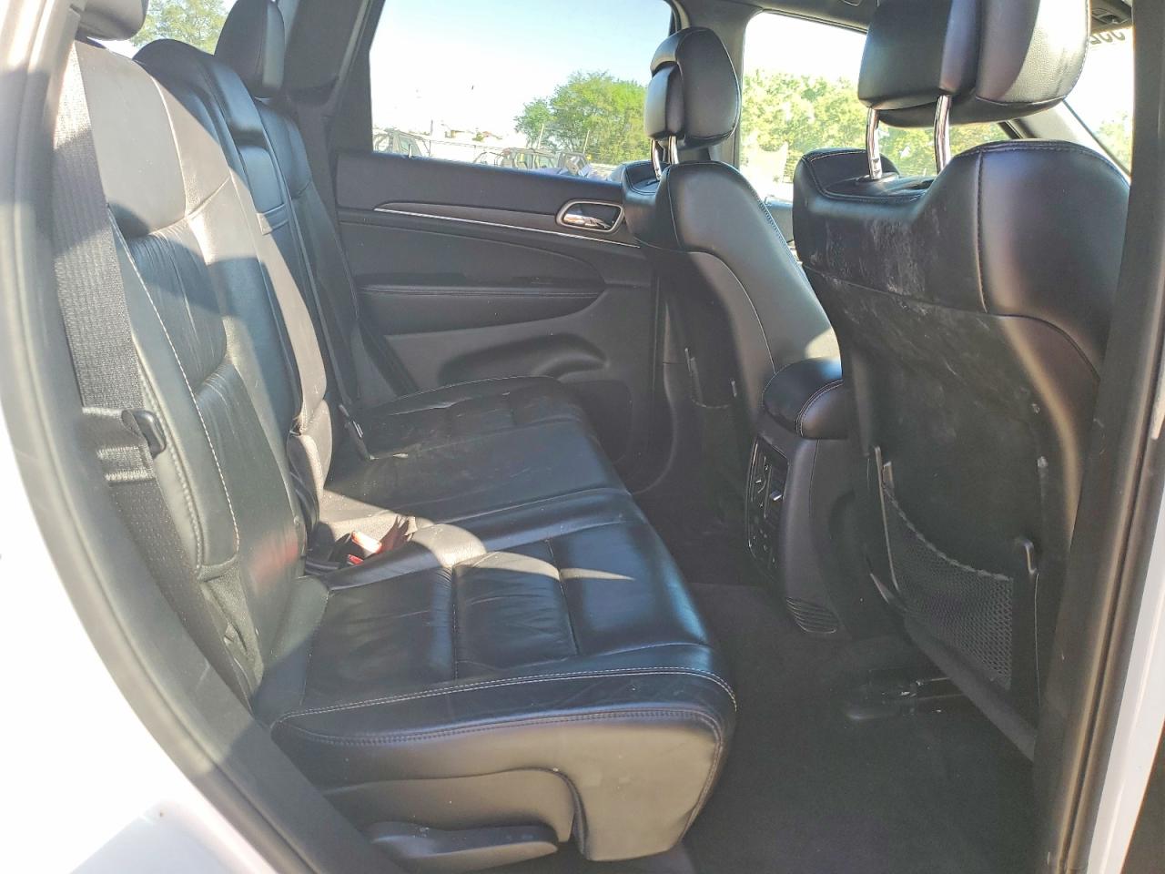 2015 Jeep Grand Cherokee Limited White vin: 1C4RJFBG1FC214746