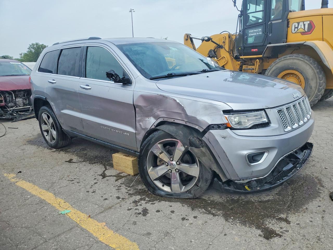 2015 Jeep Grand Cherokee Limited Silver vin: 1C4RJFBG1FC682430