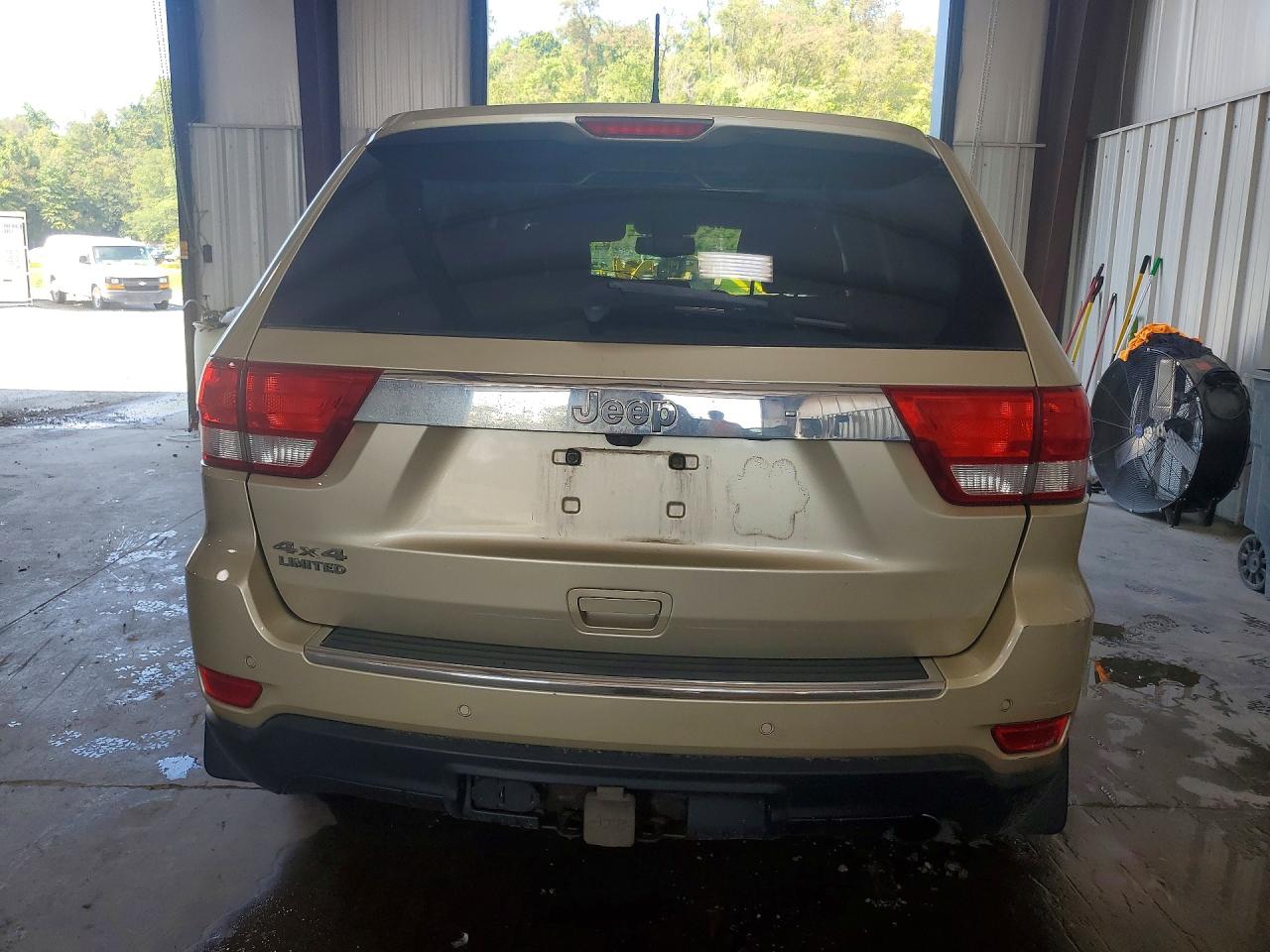 2012 Jeep Grand Cherokee Limited Gold vin: 1C4RJFBG2CC140345